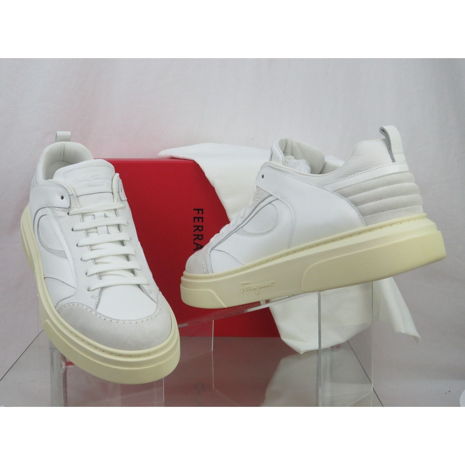 FERRAGAMO CASSINA WHITE LEATHER GANCINI LOGO SNEAKERS 11.5 M Low Top Sneakers
