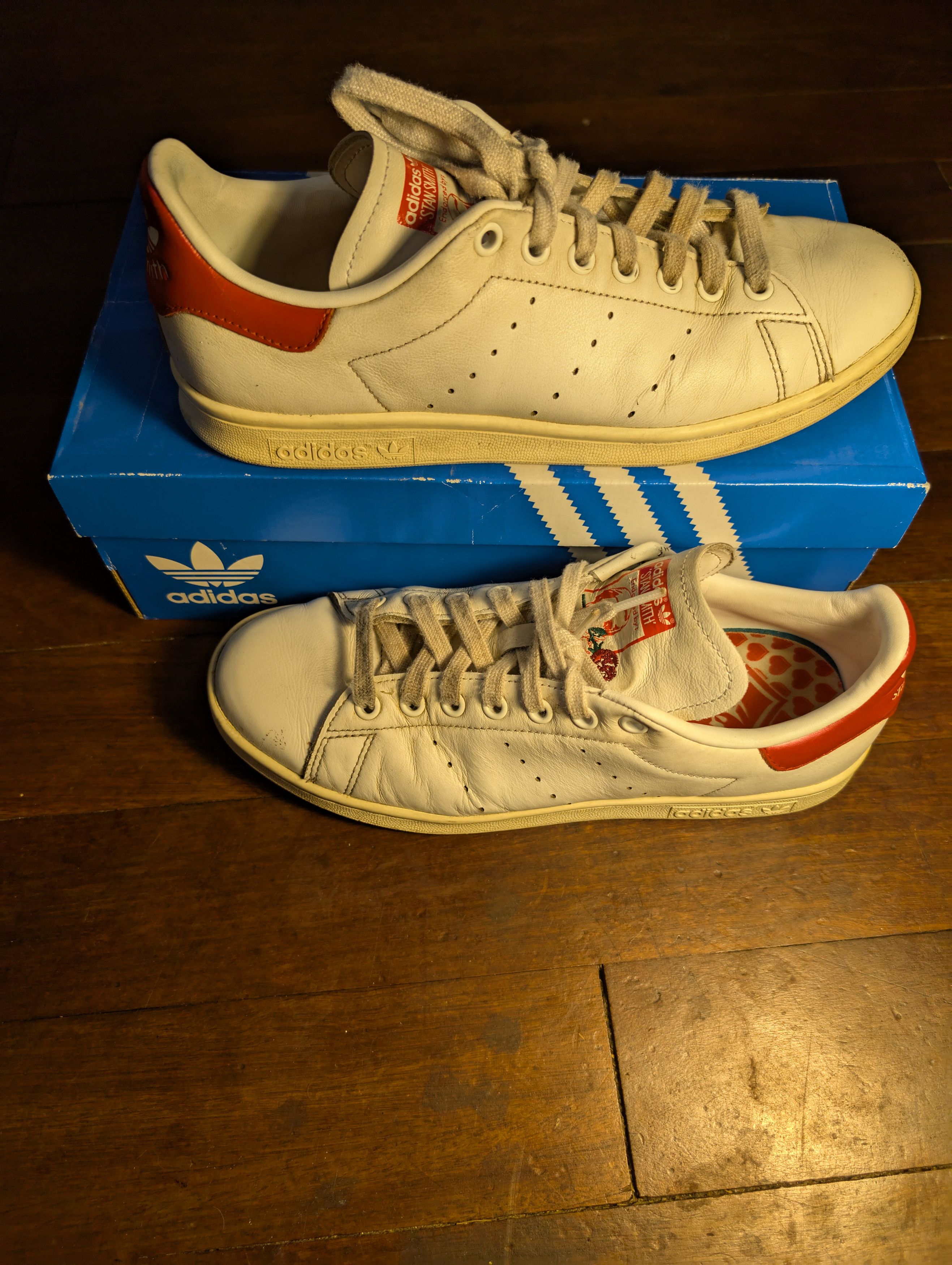 Adidas Stan Smith 'Valentine's Day Red' (2020) UK 8 Size US 8.5 / EU 41-42 - 8 Thumbnail