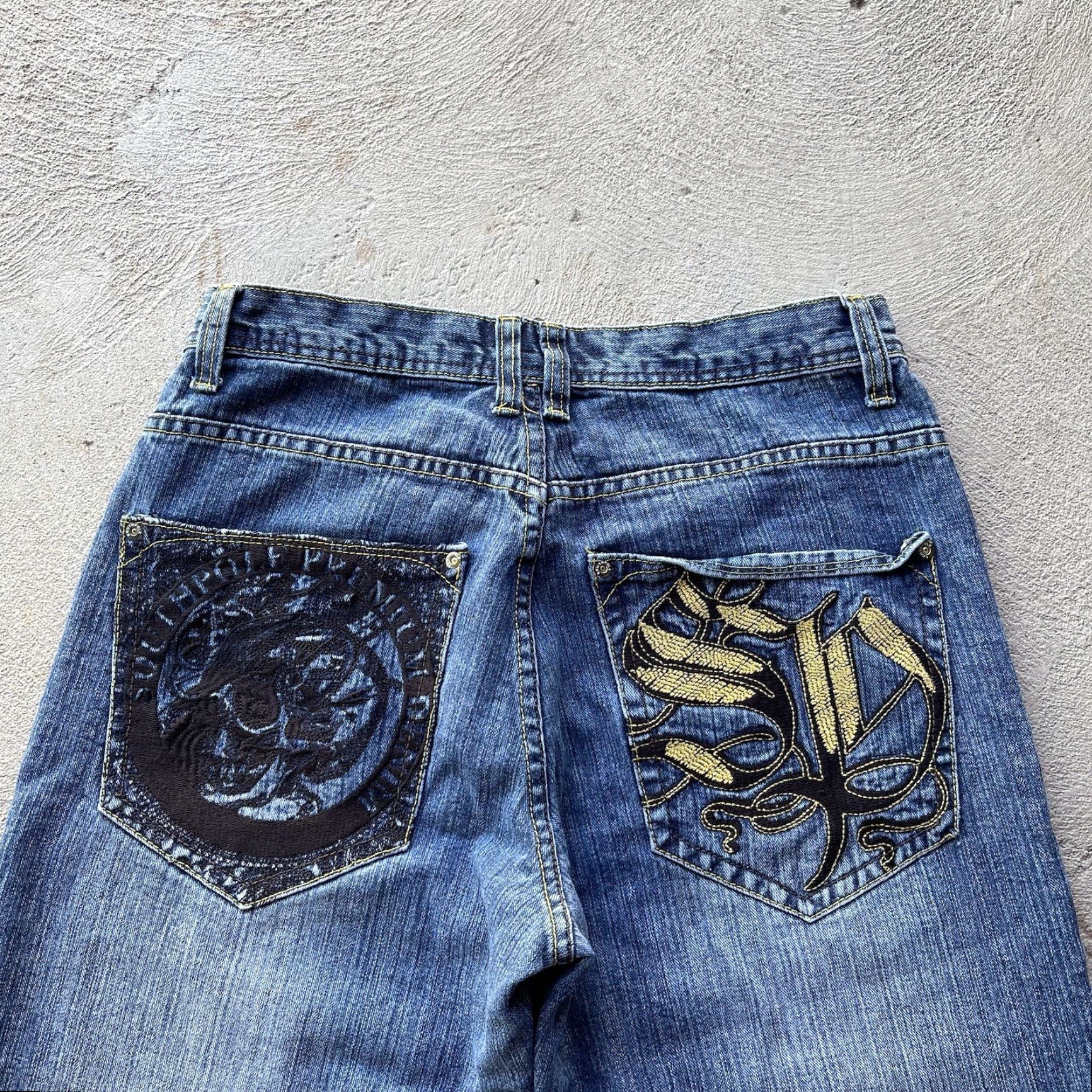 Southpole VINTAGE Southpole Jeans Men 34x32 Denim Baggy Wide-Leg Y2K 90s Grunge Hip Hop Dark Blue Embroidered Logo/Back Patch Mens Regular 34 waist 32 inseam Size US 34 / EU 50 - 4 Thumbnail