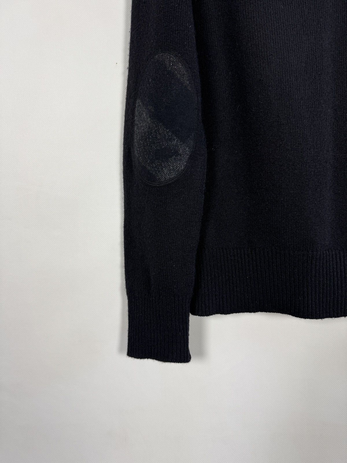 Burberry Burberry London Cashmere Sweater Black Elbow Patches Size M Size US M / EU 48-50 / 2 - 15 Thumbnail
