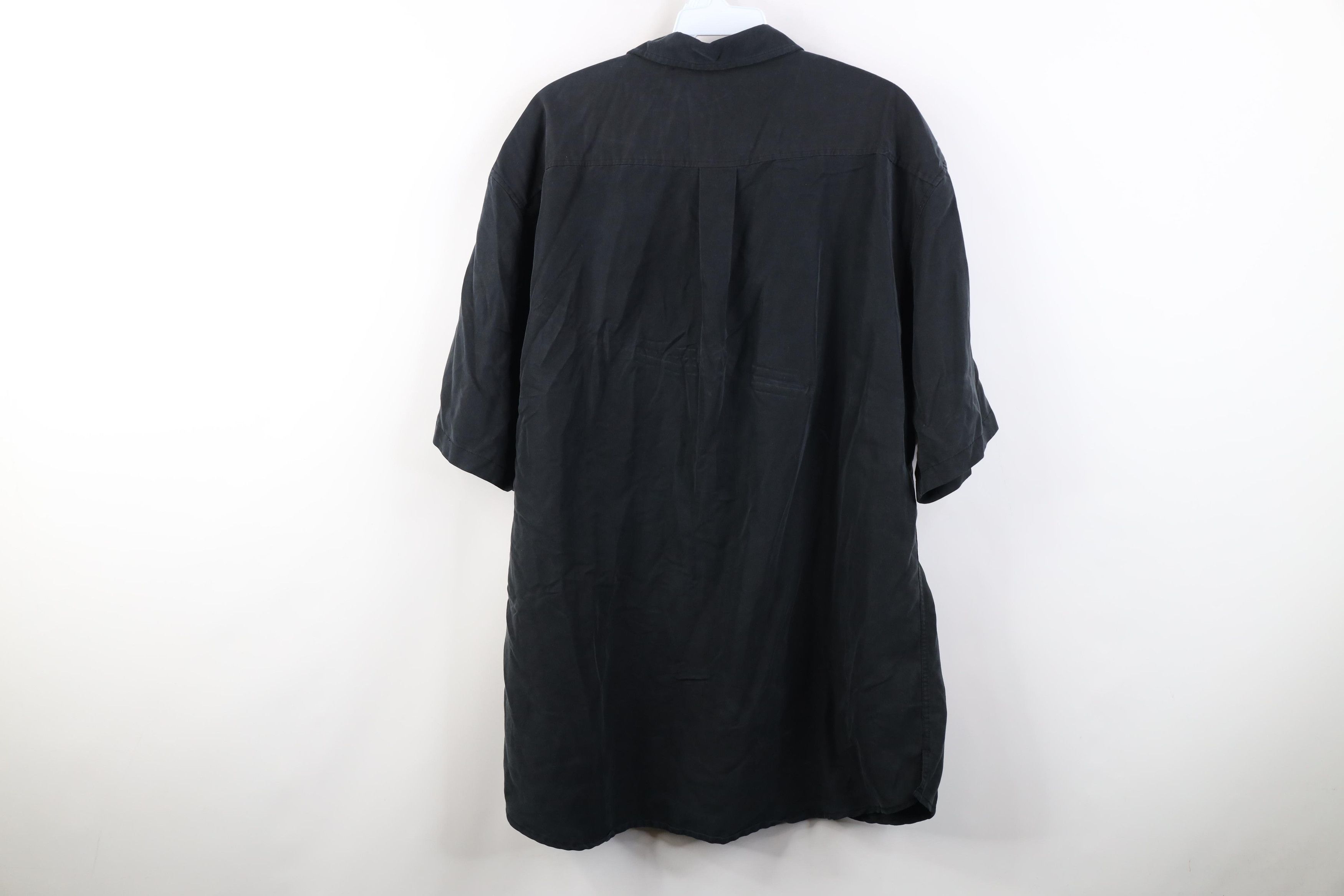 Asics Vintage Asics Spell Out Microfiber Short Sleeve Button Shirt Size US L / EU 52-54 / 3 - 15 Thumbnail
