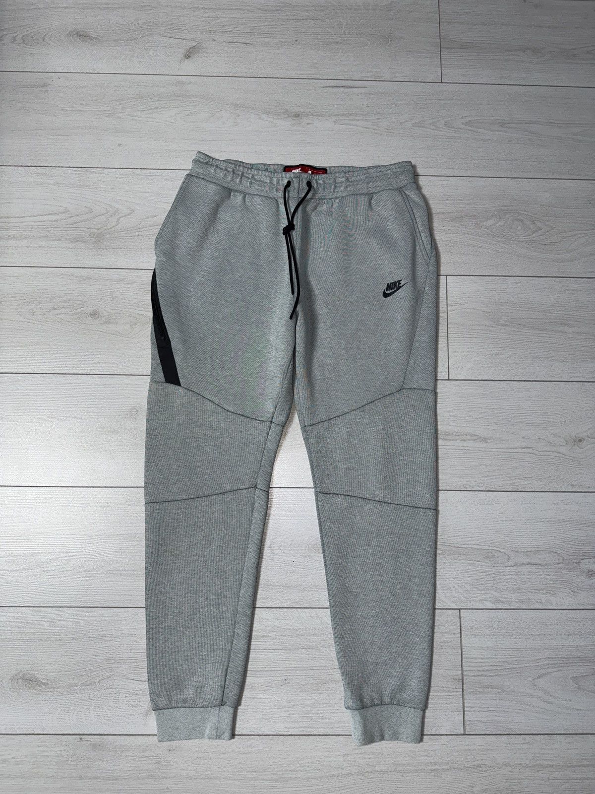 Vintage Vintage Nike Tech Fleece joggers size L drill rare Size US 34 / EU 50 - 1 Thumbnail