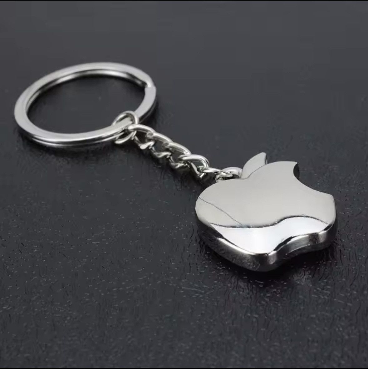 Designer Apple car house keychain pendant Size ONE SIZE - 1 Thumbnail