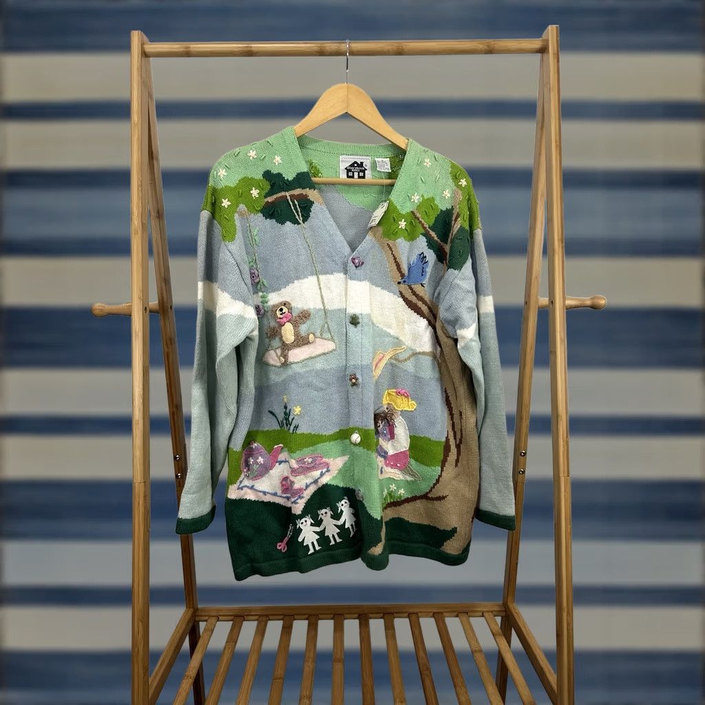 Vintage NWT VTG Storybook Knits Picnic Swing Park Tree AOP Kawaii Cardigan Sweater 1X Size XL / US 12-14 / IT 48-50 - 1 Thumbnail