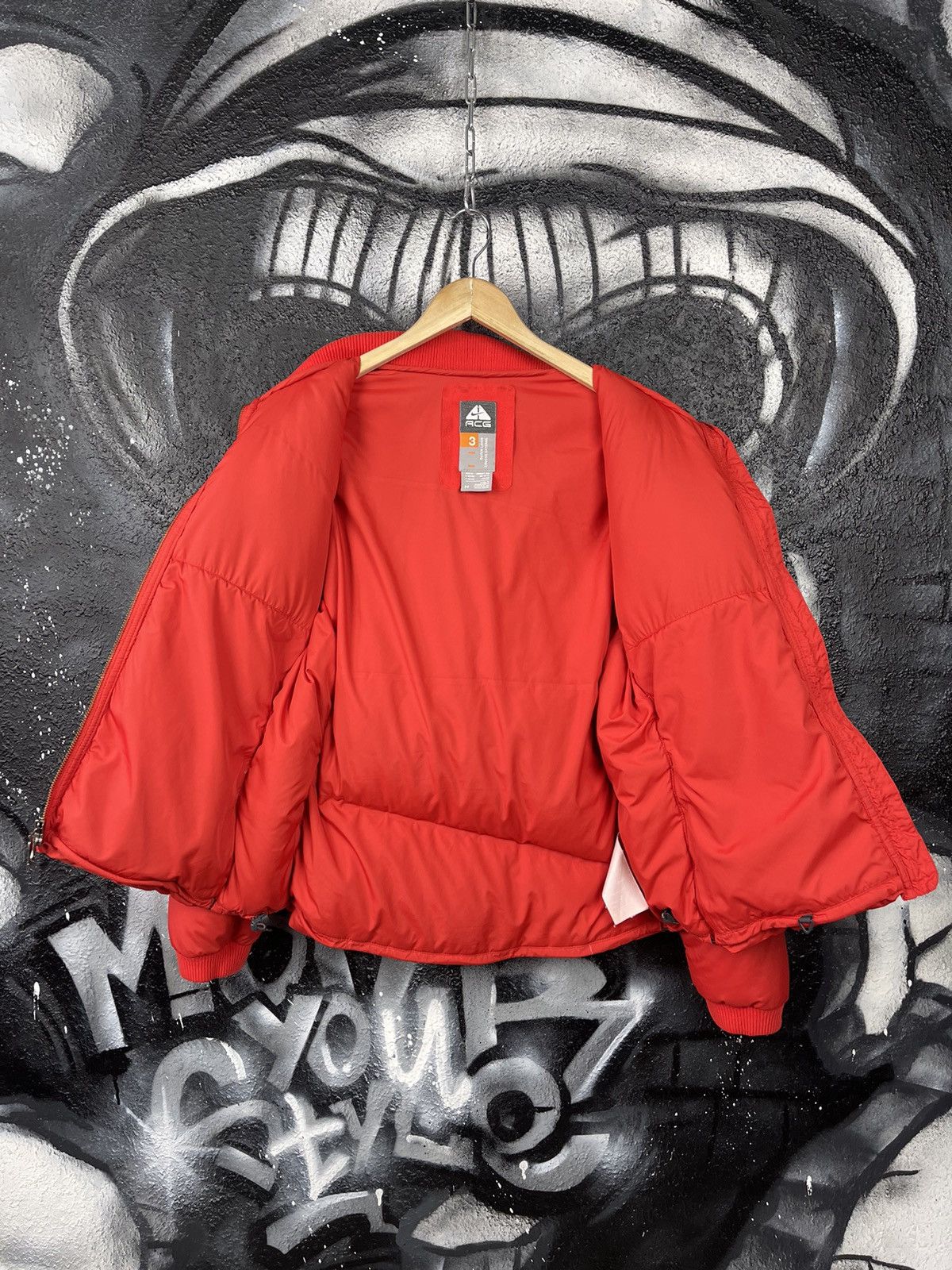 Nike ACG Nike ACG Y2K Vintage Red Puffer Down Jacket Women’s Size M Size M / US 6-8 / IT 42-44 - 7 Thumbnail