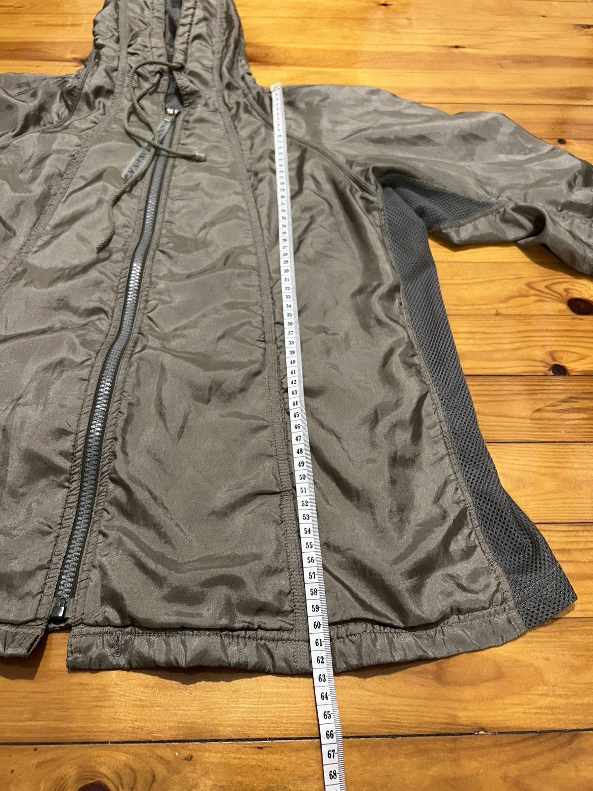 Issey Miyake × Japanese Brand × Vintage Issey Miyake khaki/Green Sage Mesh Windbreaker jacket Size L / US 10 / IT 46 - 15 Thumbnail