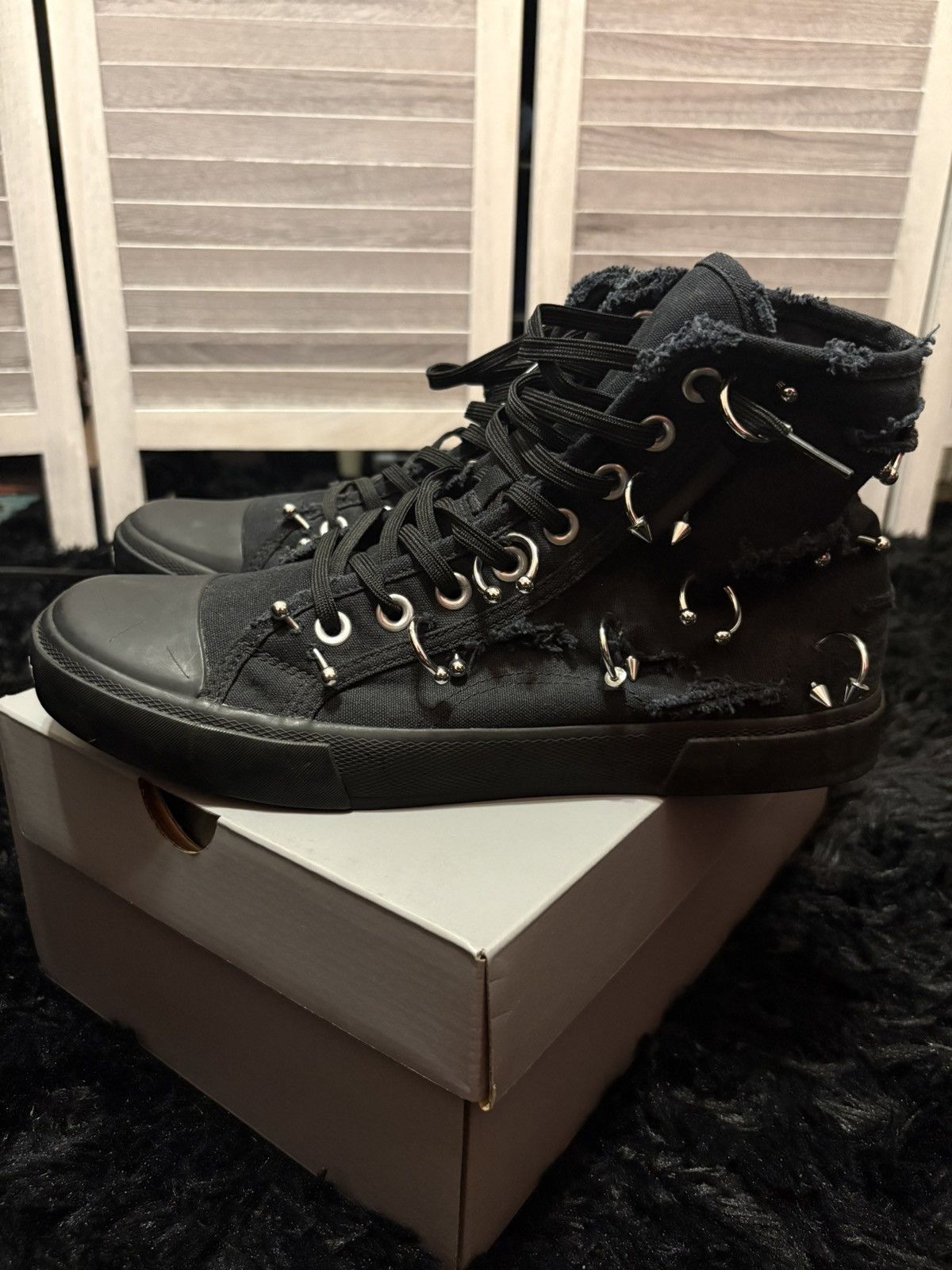 Balenciaga Balenciaga pierced destressed paris high tops + backpack Size US 10 / EU 43 - 6 Thumbnail
