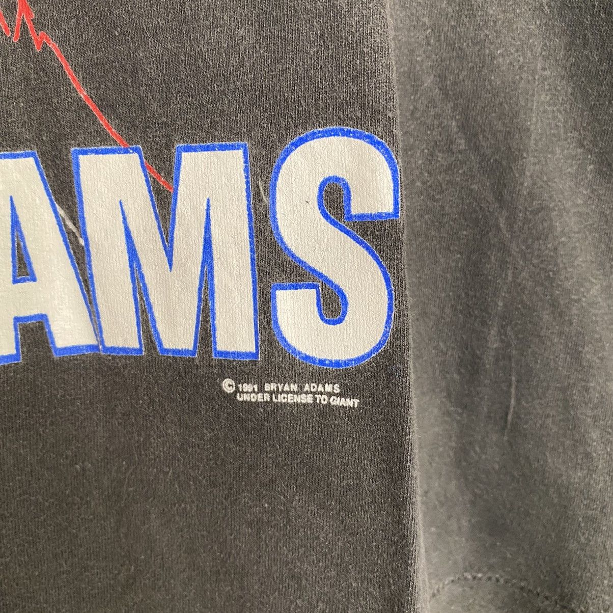 Band Tees Vintage 1992 Bryan Adams "Waking Up the World" tour t-shirt Size US L / EU 52-54 / 3 - 6 Thumbnail