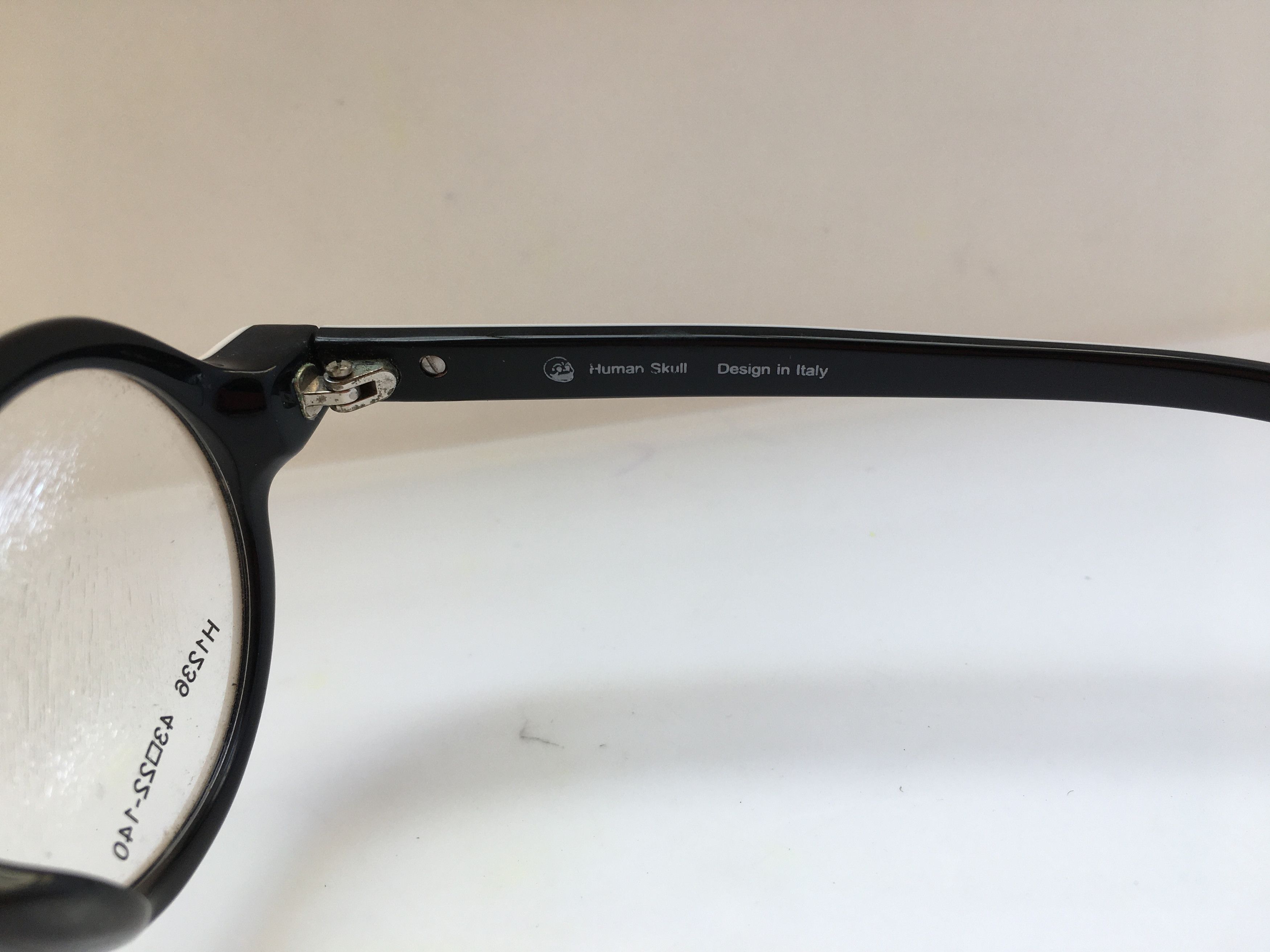 Vintage Vintage Human Skull H1236 Round Eyeglasses Frame Size ONE SIZE - 4 Thumbnail