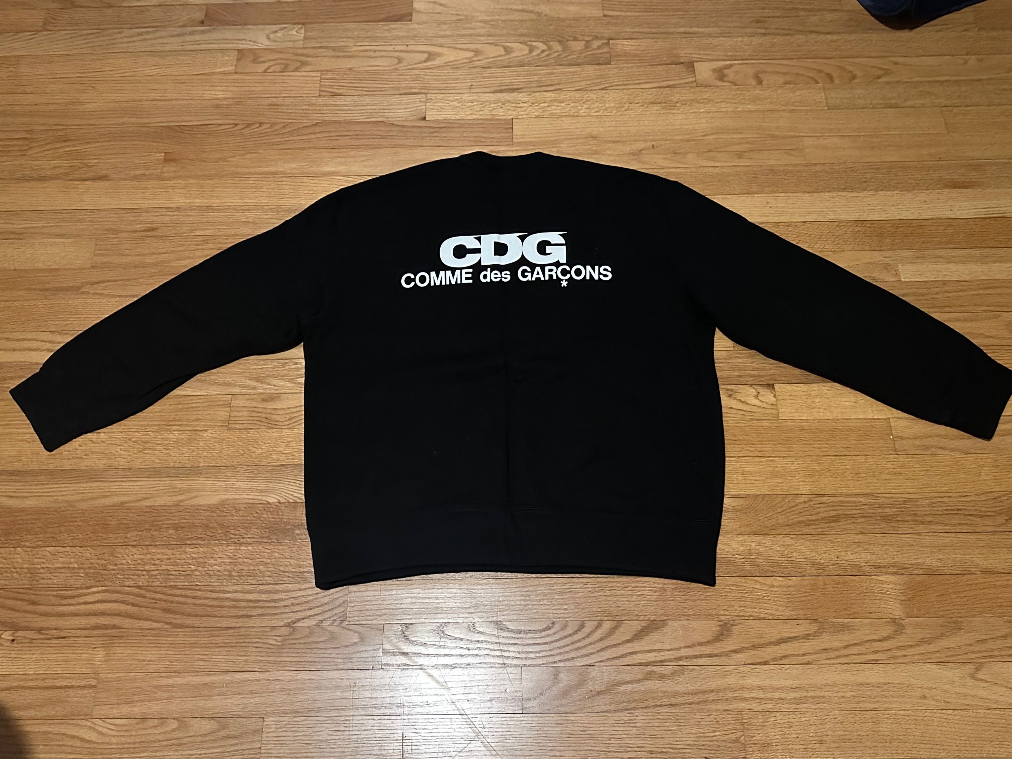 CDG by Comme des Garcons × Comme des Garcons CDG BLACK OVERSIZED SWEATSHIRT SIZE M (from Japan) Size US M / EU 48-50 / 2 - 5 Thumbnail