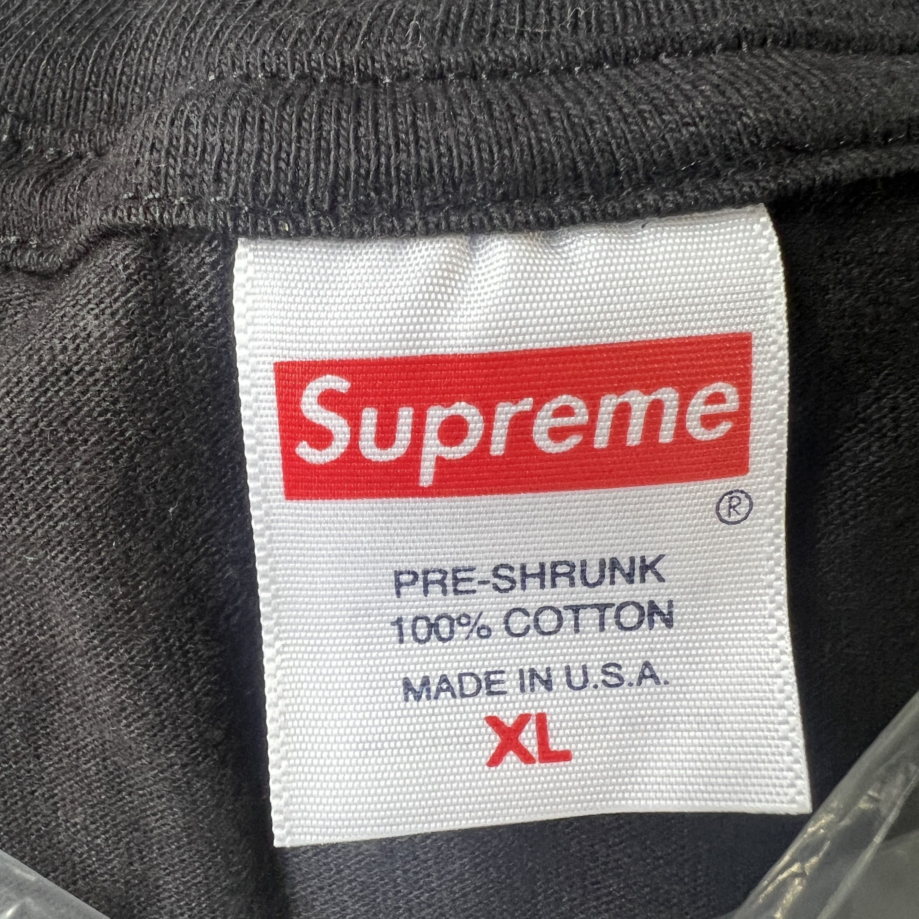 Supreme (XL) Supreme Miss Piggy Black Tee FW24 (DS) Size US XL / EU 56 / 4 - 4 Thumbnail