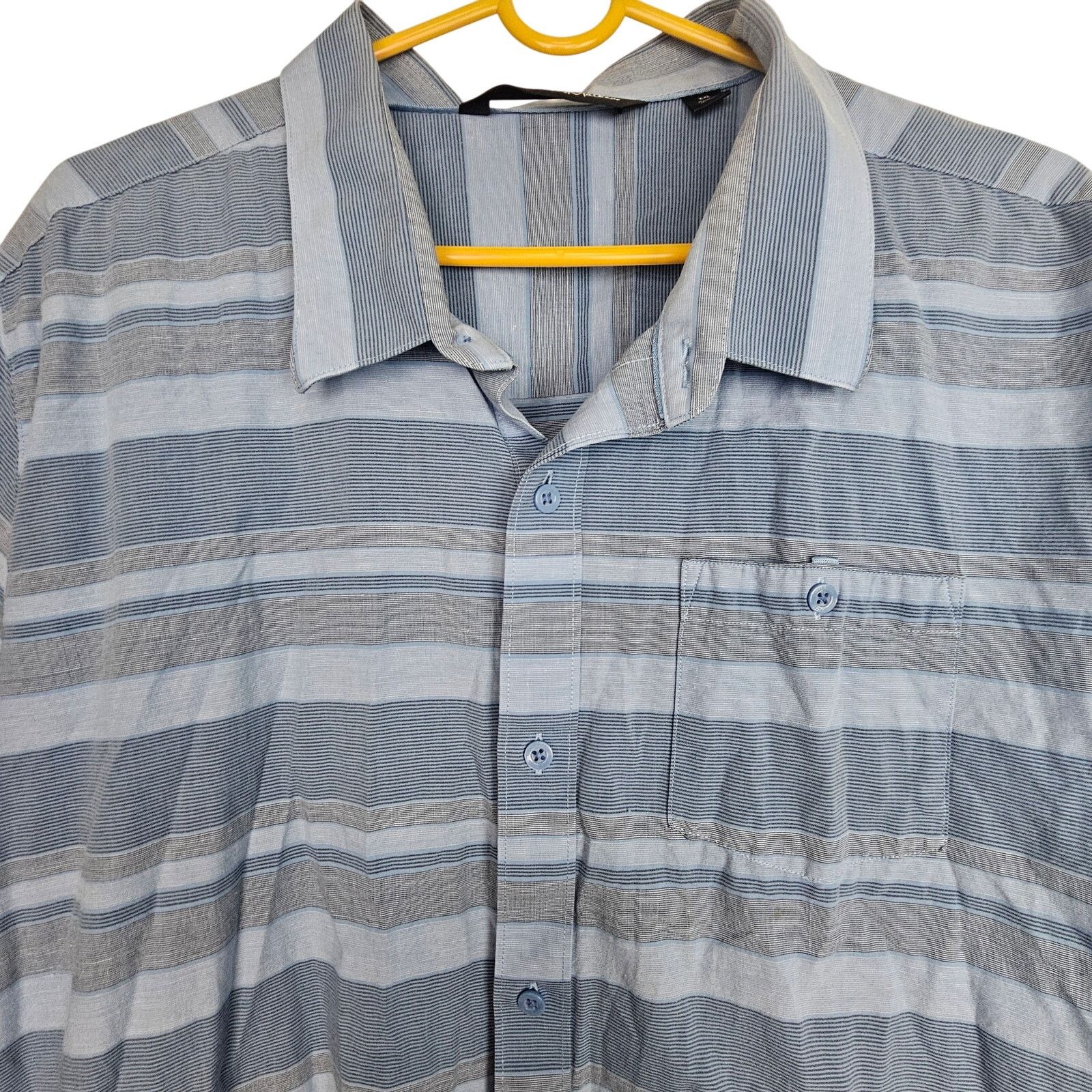 TravisMathew Travis Mathew Mens Striped Button Shirt Size XXL Casual Size US XL / EU 56 / 4 - 2 Thumbnail