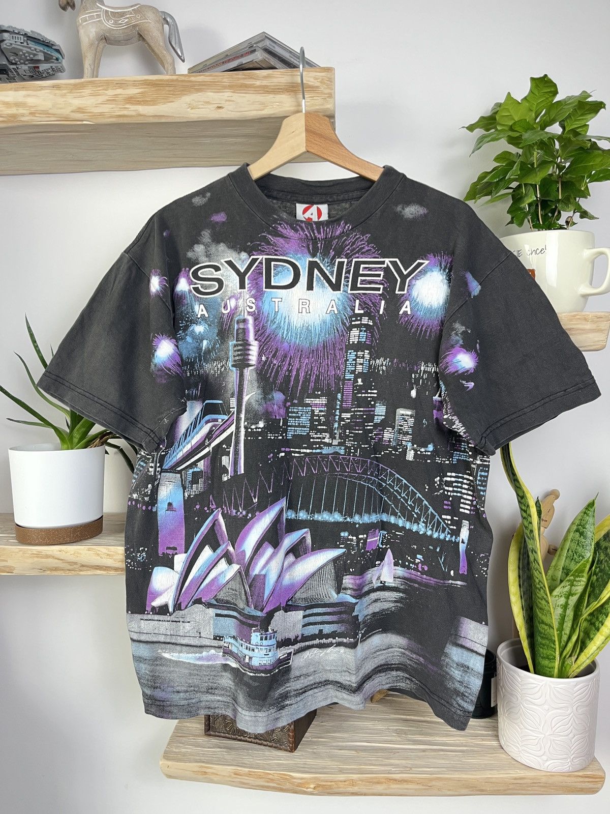 Vintage Sydney 1994 tee VTG Australia ACME overprint y2k