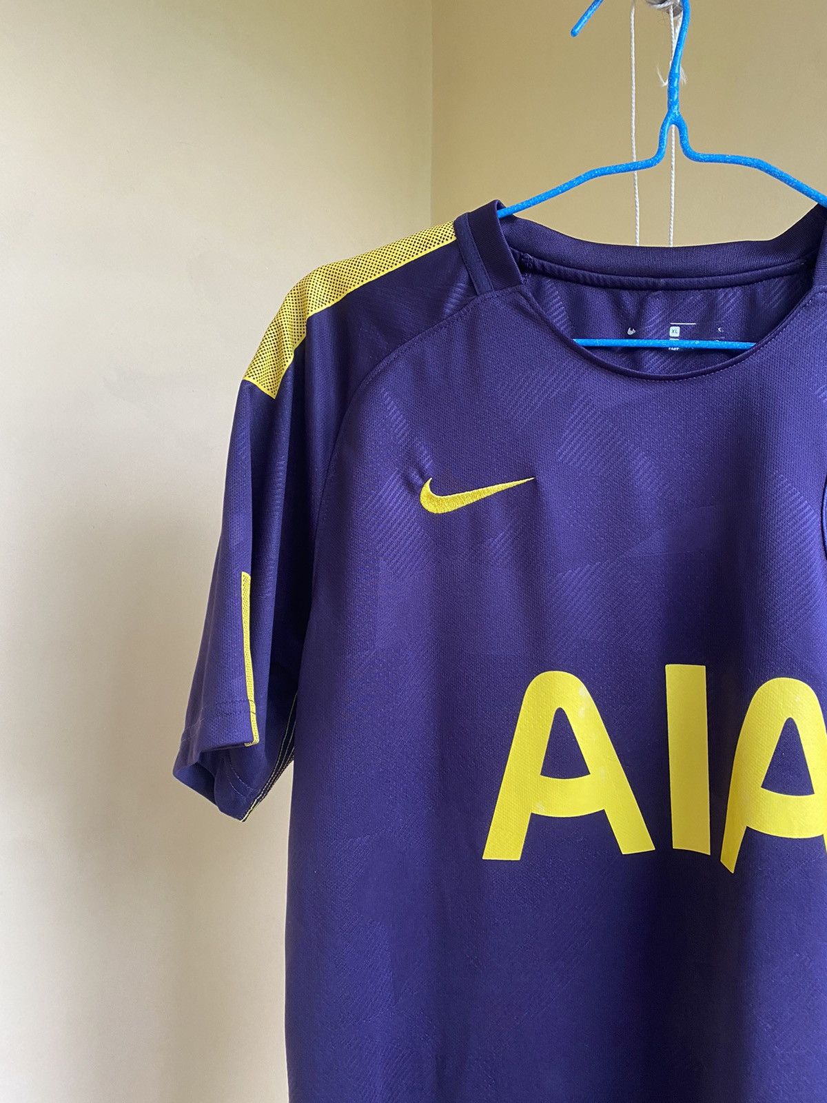 Nike Nike Tottenham Hotspur 2017-2018 Third jersey Size US XL / EU 56 / 4 - 2 Thumbnail