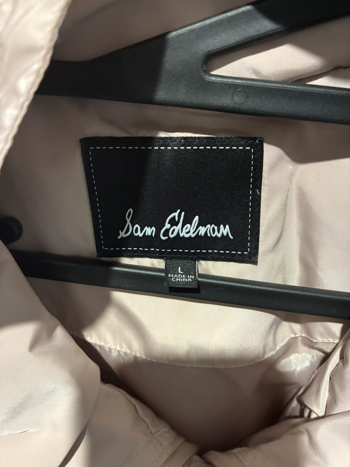 Other Sam Edelman pink rain jacket with hood and pockets. Size L Size US L / EU 52-54 / 3 - 4 Thumbnail