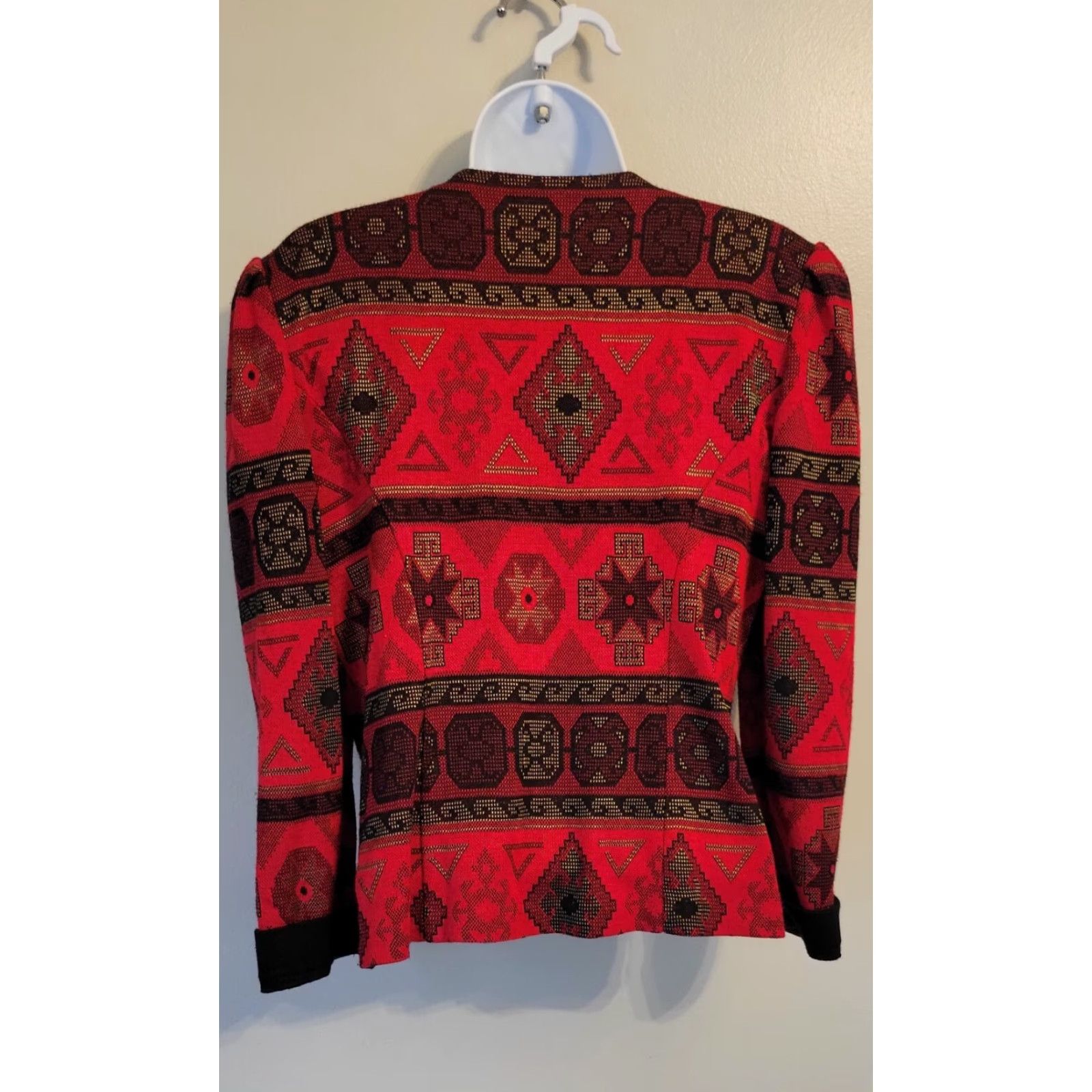 Barrie VINTAGE Tina Barrie Aztec Knit Jacket Gold Trim Petite 8 Red 80s Women Cardigan Jacket Size M / US 6-8 / IT 42-44 - 2 Thumbnail