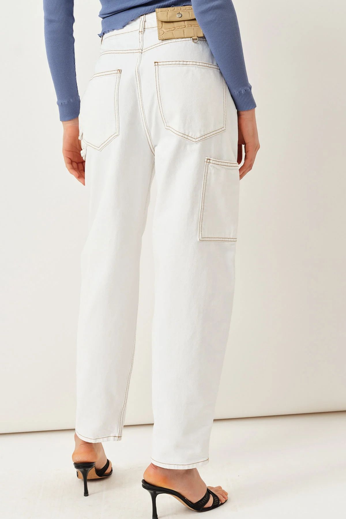 Saks Potts o1s22i1n0924 Organic Denim Helle Jeans in White Size 27" / US 4 / IT 40 - 5 Thumbnail