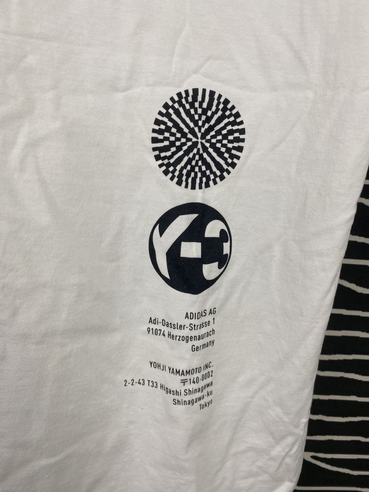Y-3 Y-3 Yohji Yamamoto Graphic Tee Size US S / EU 44-46 / 1 - 4 Thumbnail
