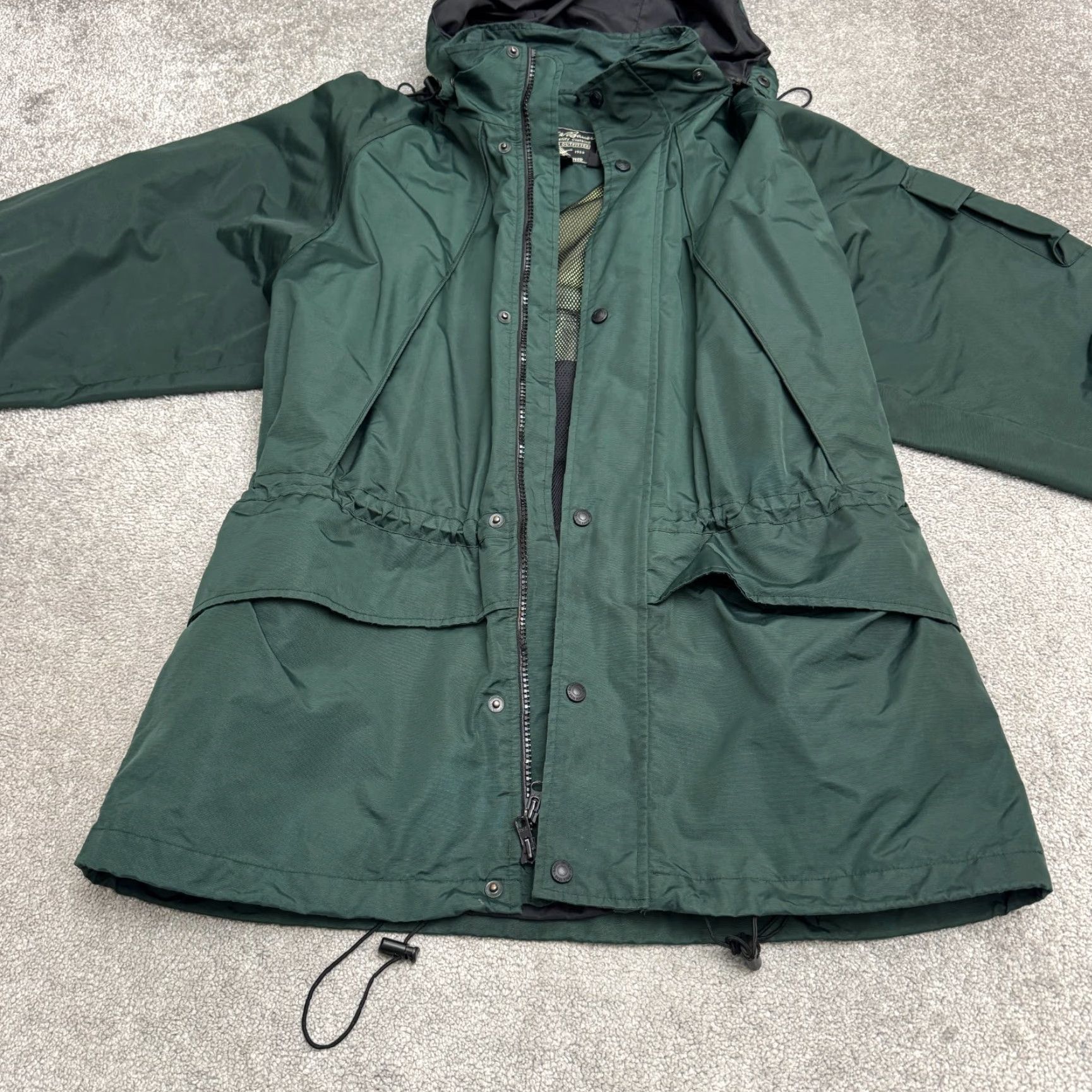 Eddie Bauer VINTAGE Eddie Bauer Parka Jacket Hoodie Mens M Green Nylon Outdoor 90s Size US M / EU 48-50 / 2 - 3 Thumbnail