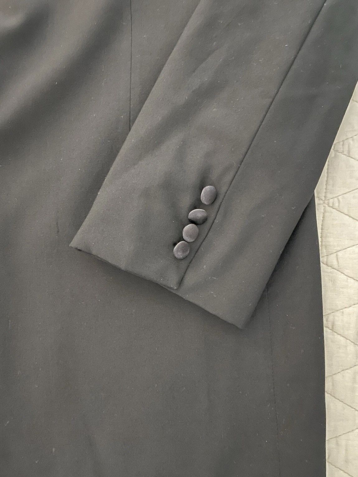 Hugo Boss 3-Button Single Breasted Pleated Tuxedo Size 46L - 3 Thumbnail