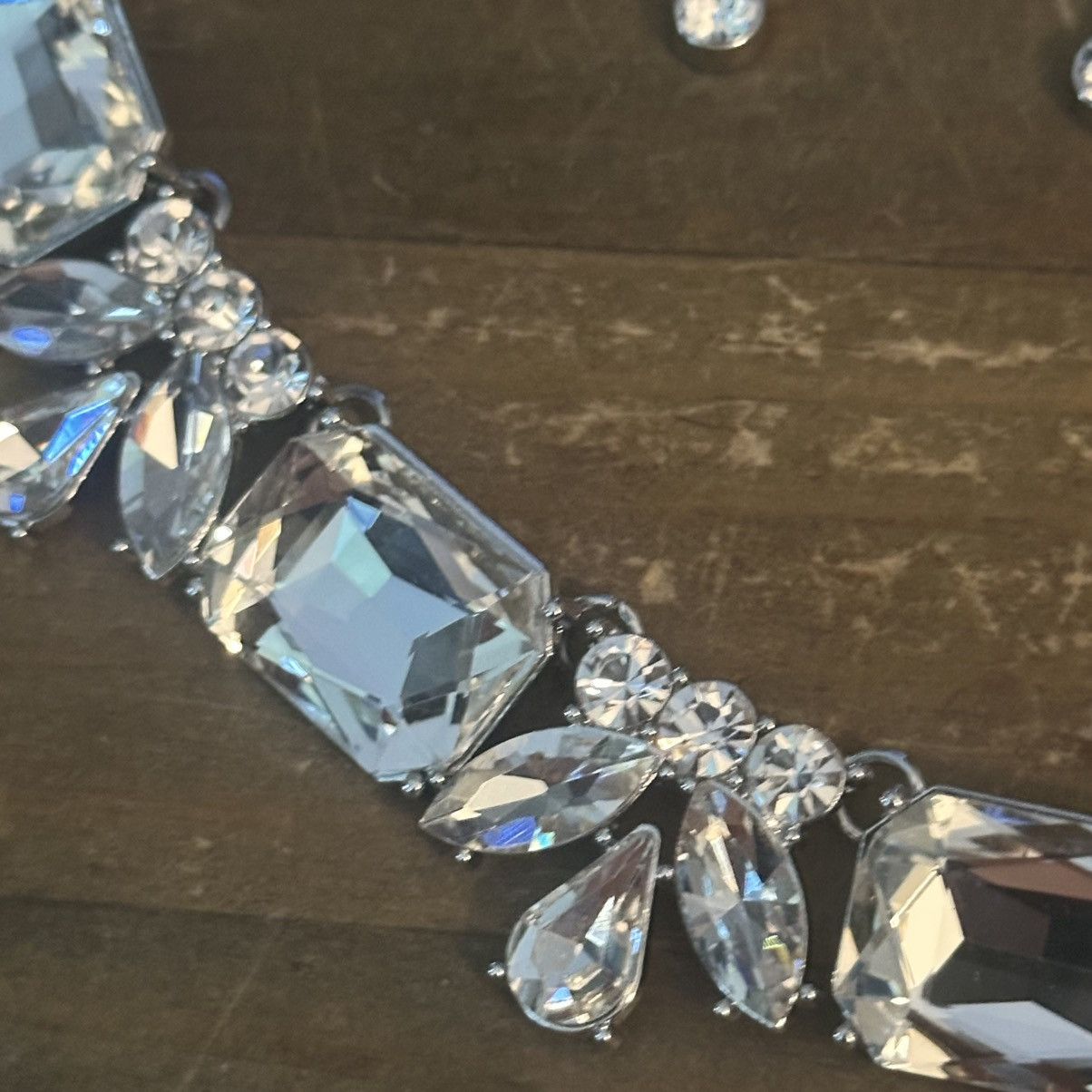 Other Silver tone chunky clear rhinestone statement necklace Size ONE SIZE - 3 Thumbnail