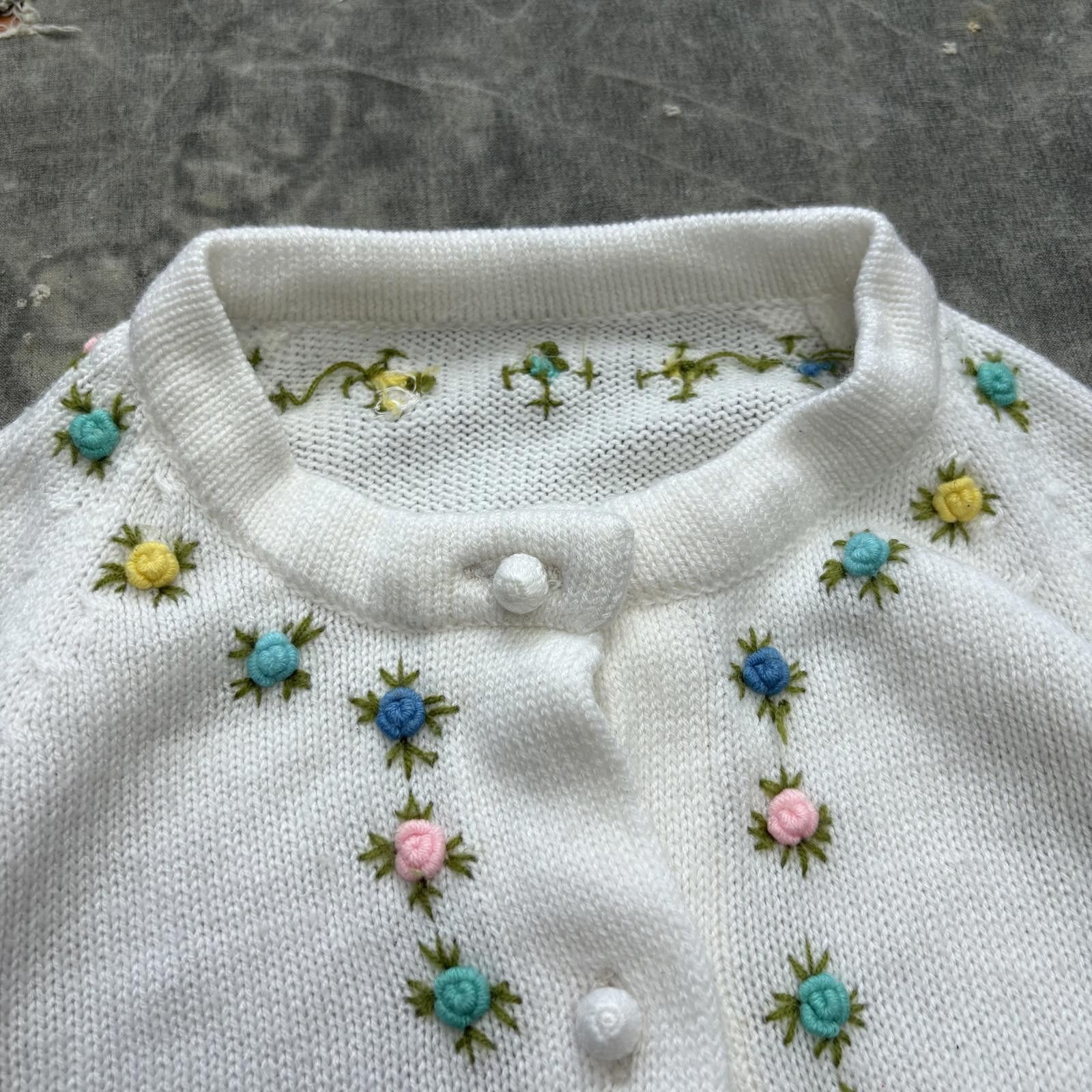 Vintage Vintage 70s Floral Embroidery Cottage Indie Sweater Cardigan Size M / US 6-8 / IT 42-44 - 2 Thumbnail