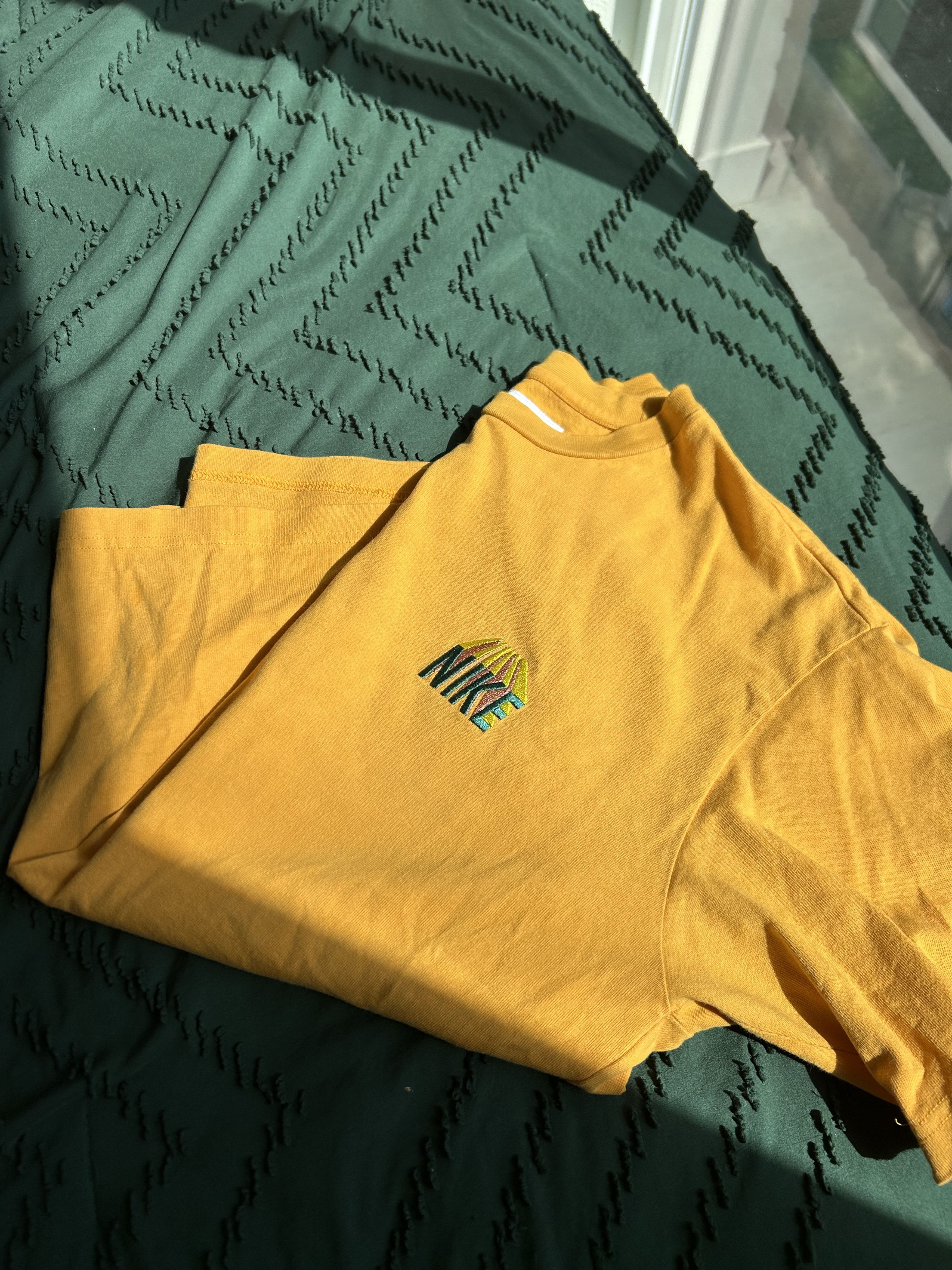 Nike Nike Graphic T-shirt Size US L / EU 52-54 / 3 - 3 Thumbnail