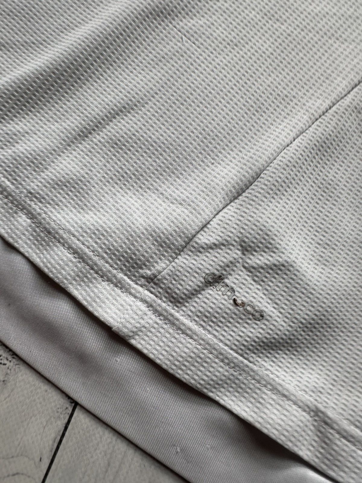 Adidas × Vintage Vintage adidas Real Madrid soccer jersey size L Size US L / EU 52-54 / 3 - 4 Thumbnail