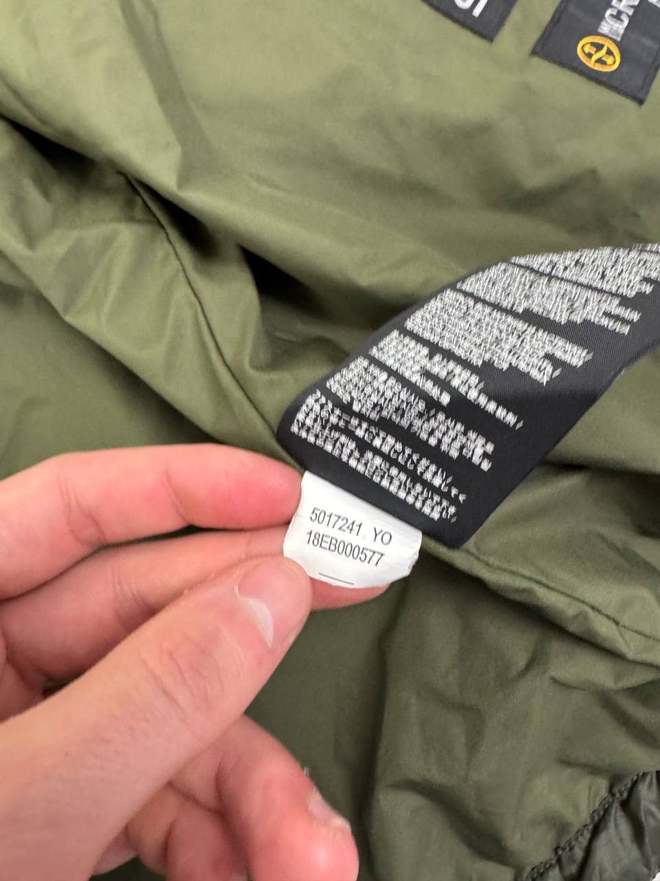 Jack Wolfskin Jack Wolfskin Puffer Jacket Hooded Stormlock Microguard Size US S / EU 44-46 / 1 - 23 Thumbnail