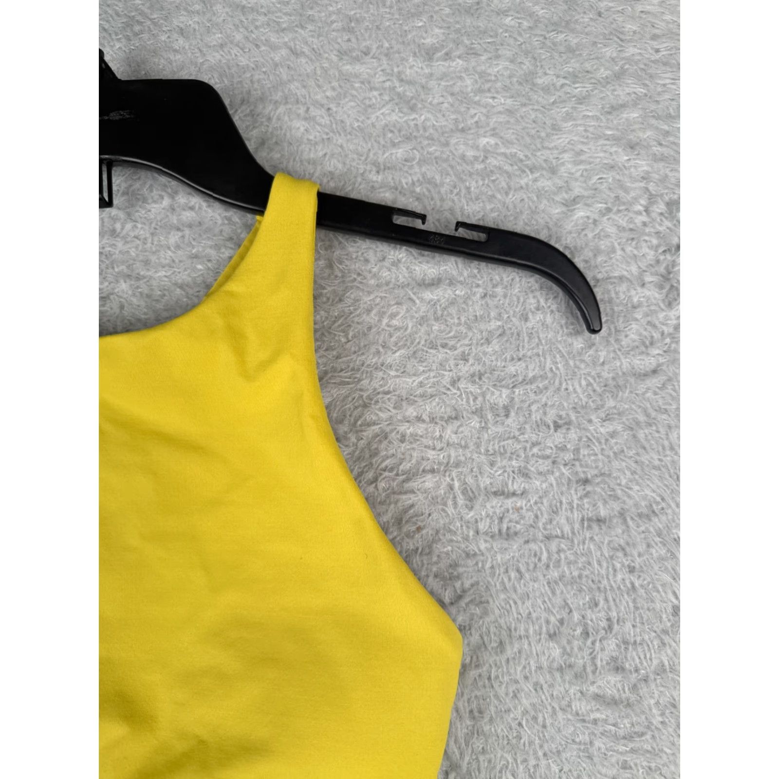 Lululemon Lululemon Bra Women 2 Yellow Energy High-Neck Longline Medium Support B D Size ONE SIZE - 2 Thumbnail