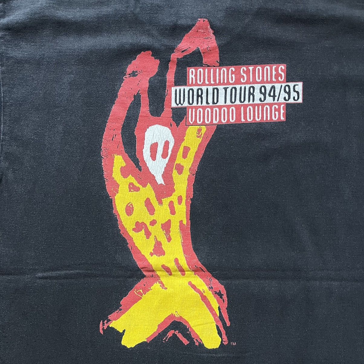 Vintage 90s Rolling Stones Voodoo Vintage Faded Tee Size US L / EU 52-54 / 3 - 4 Thumbnail