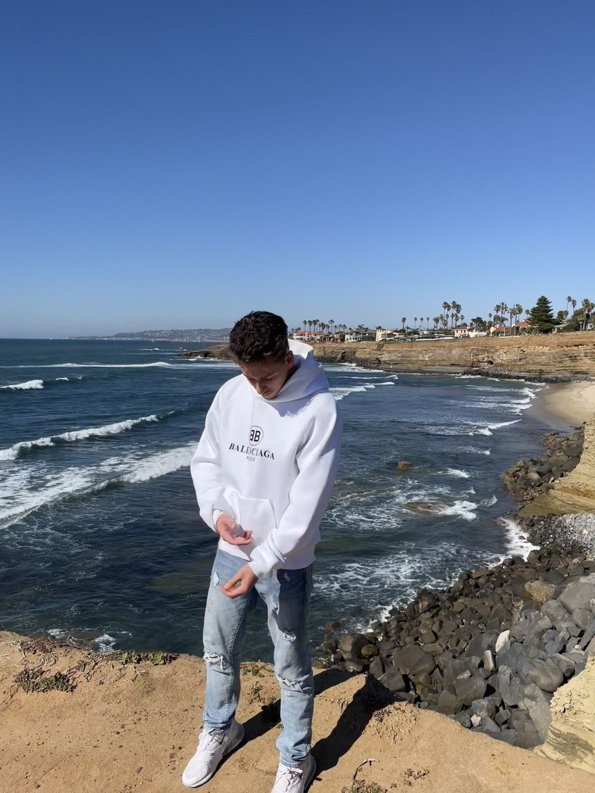 Balenciaga Balenciaga BB Mode Hoodie Size US M / EU 48-50 / 2 - 11 Thumbnail