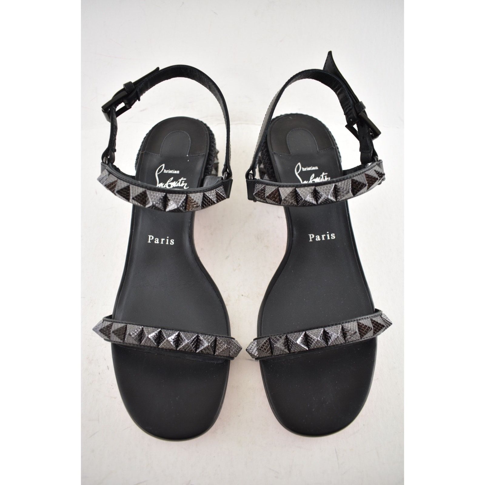 Christian Louboutin Christian Louboutin Pyrasand 30 Black Leather Sandal 39 Size US 9 / IT 39 - 8 Thumbnail
