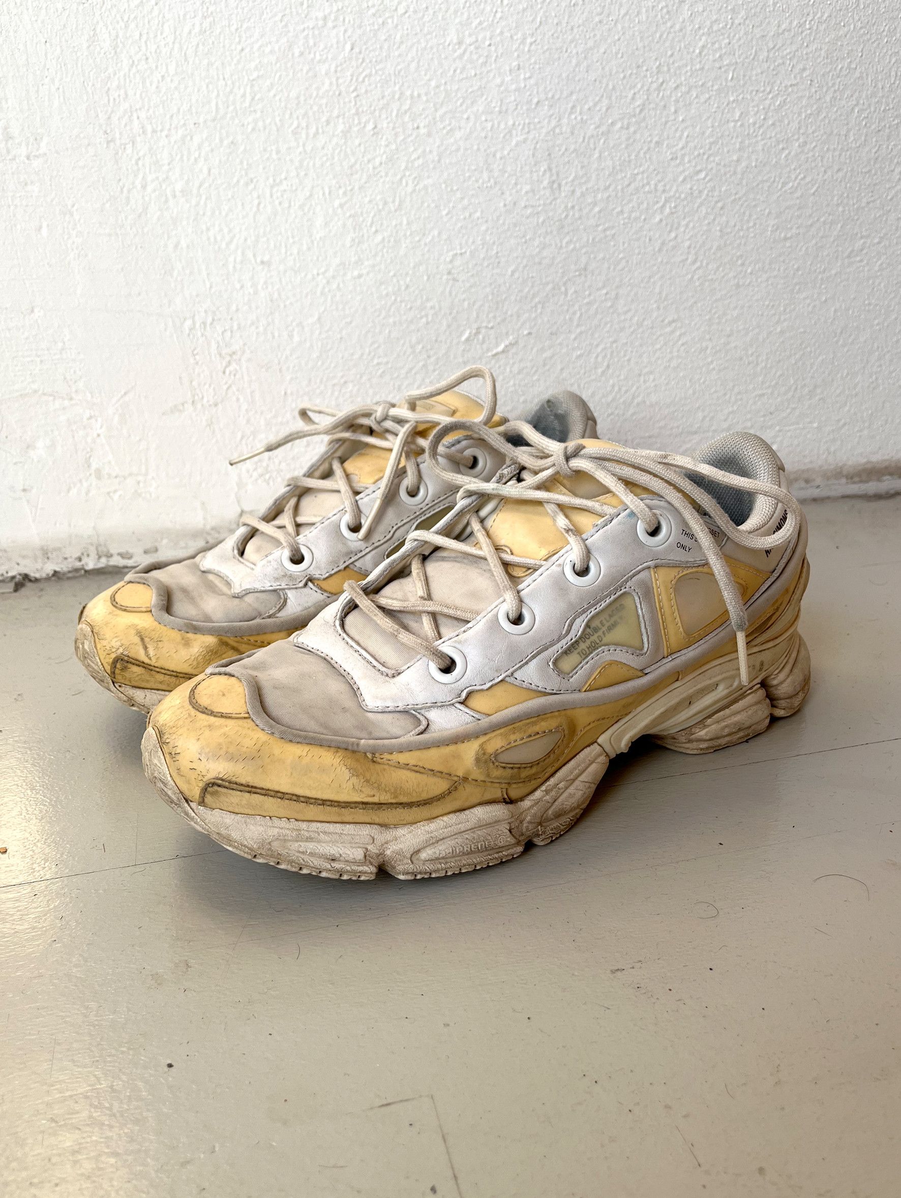 Adidas × Raf Simons Ozweego Bunny Cream Size US 11 / EU 44 - 9 Thumbnail