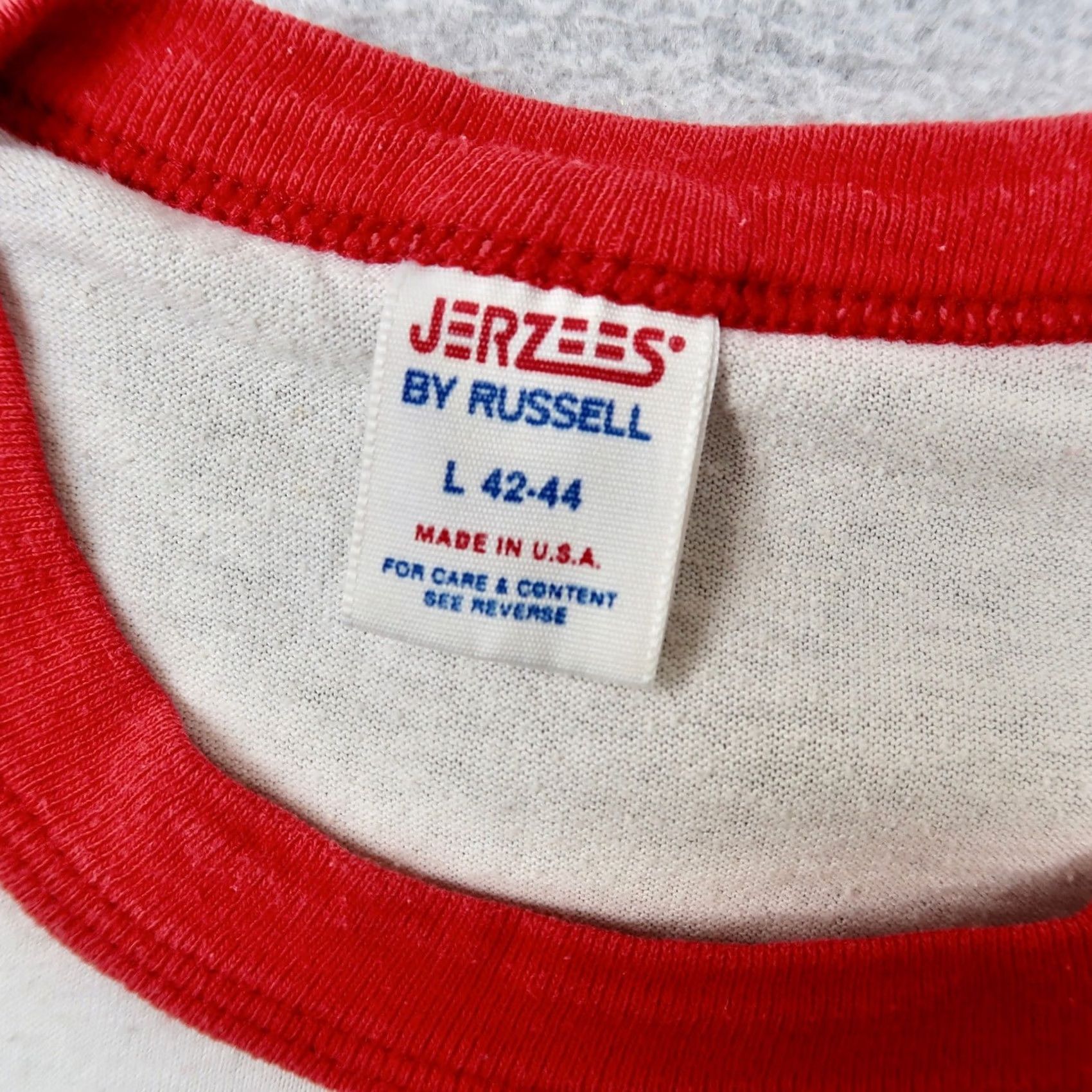 Jerzees VINTAGE Apple Juice Jerzees T-Shirt Mens L White Red Ringer USA 80s Size US L / EU 52-54 / 3 - 5 Thumbnail