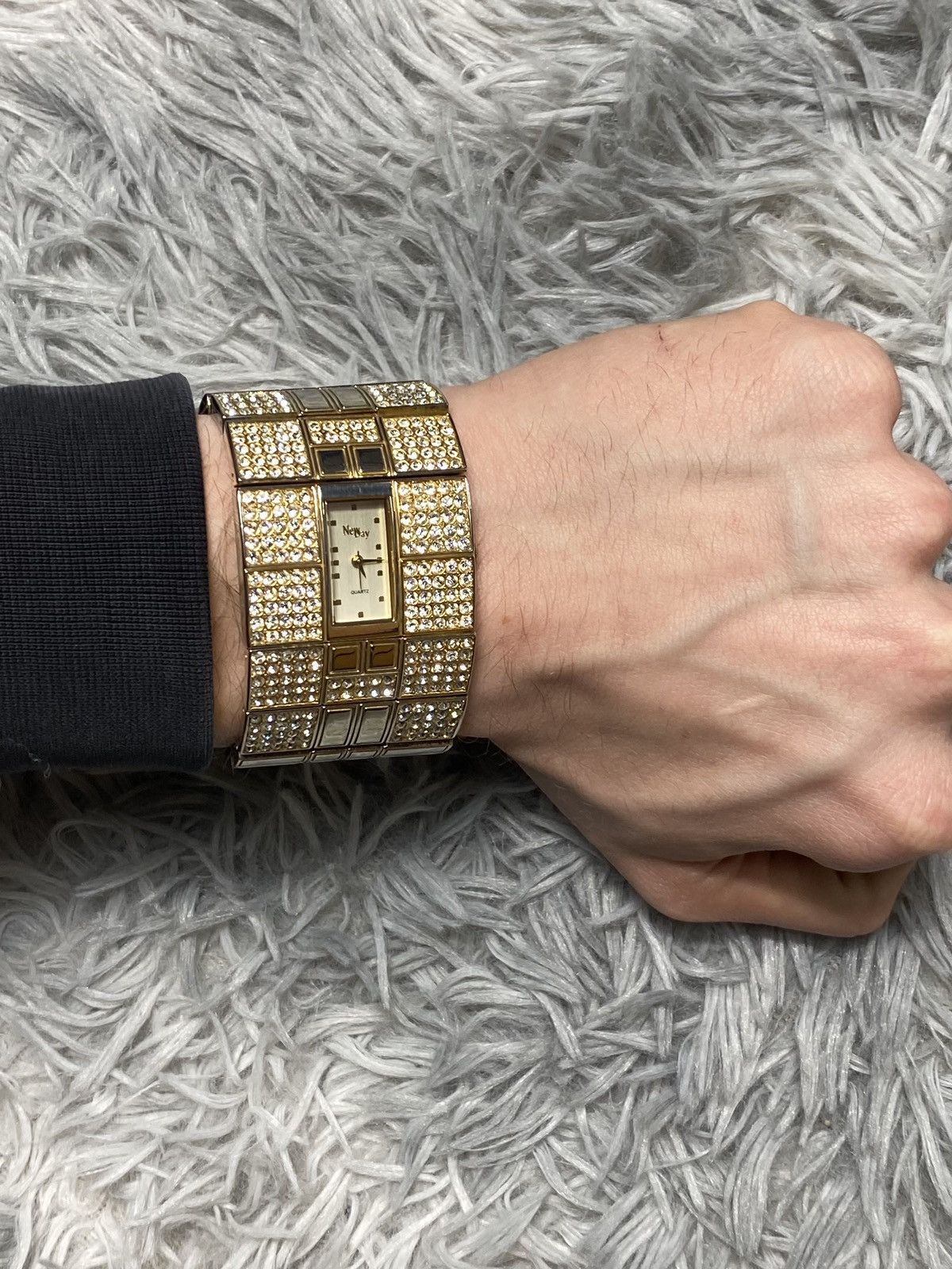 Japanese Brand Gold Crystal Bracelet Watch - Japanese Brand Size ONE SIZE - 14 Thumbnail