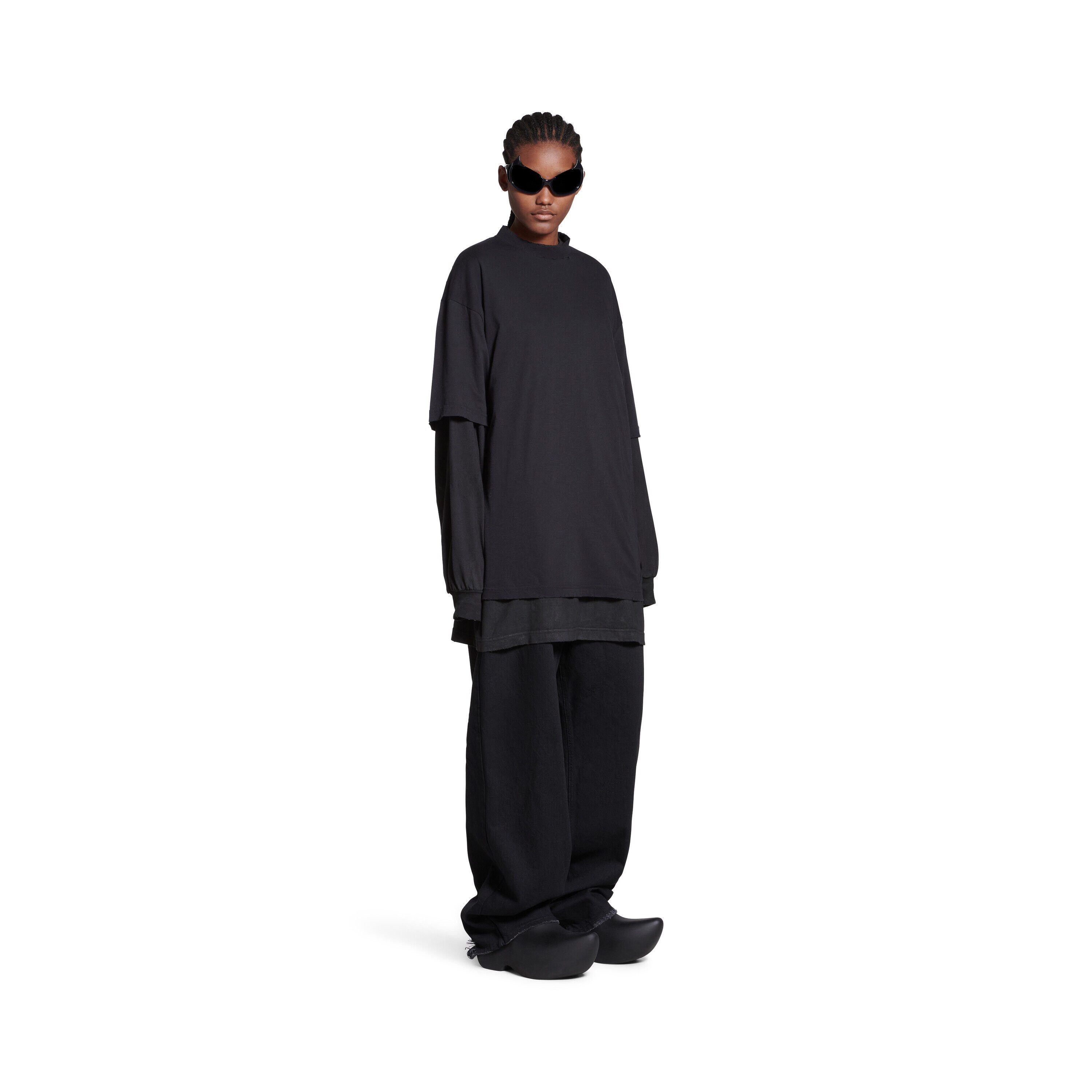 Balenciaga o1srvl11e0425 T-Shirt Medium Fit in Faded Black Size M / US 6-8 / IT 42-44 - 3 Thumbnail