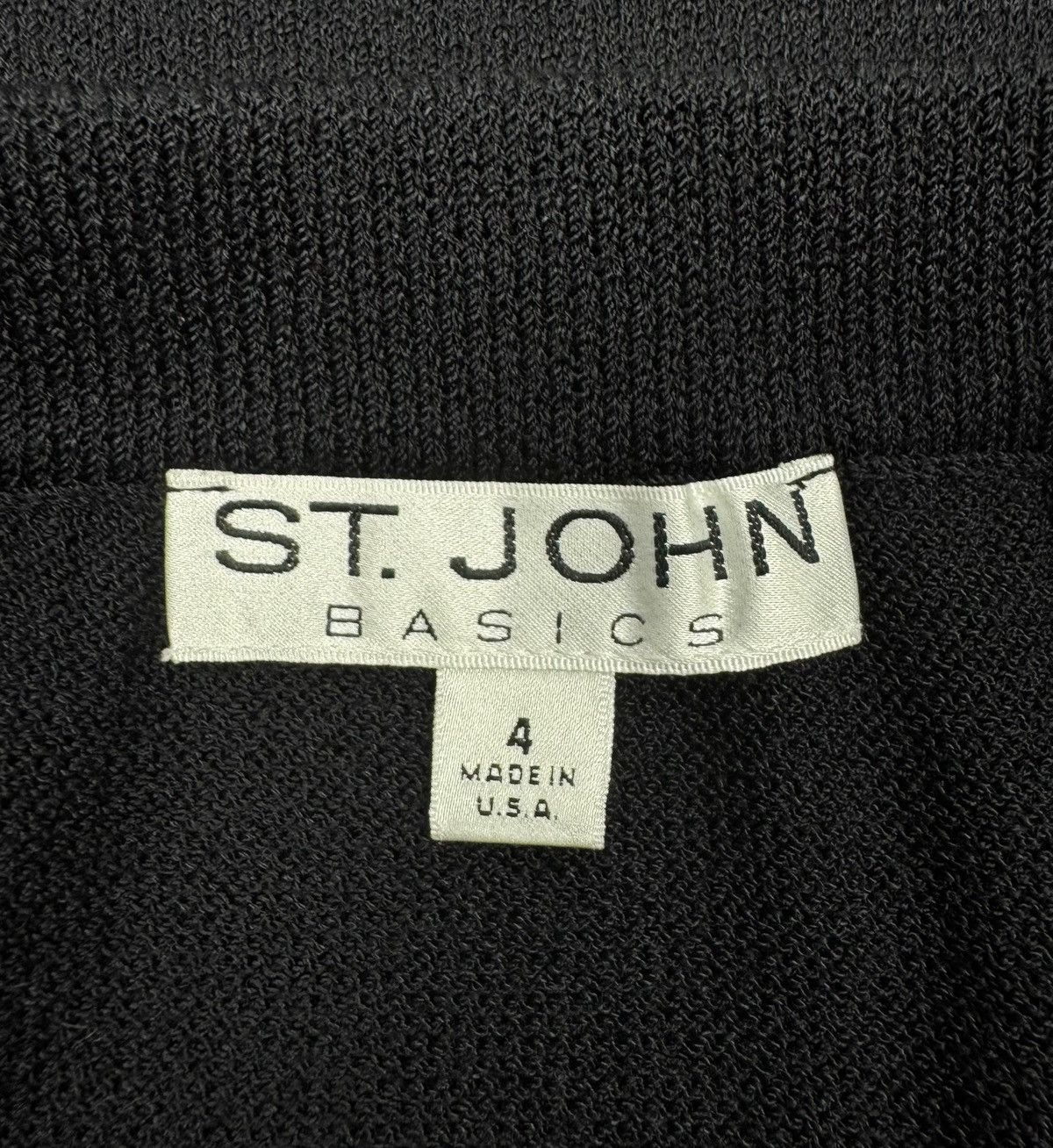 St. John St. John Wool-Viscose Pleated Skirt size 4 Made In USA Size 27" / US 4 / IT 40 - 9 Thumbnail