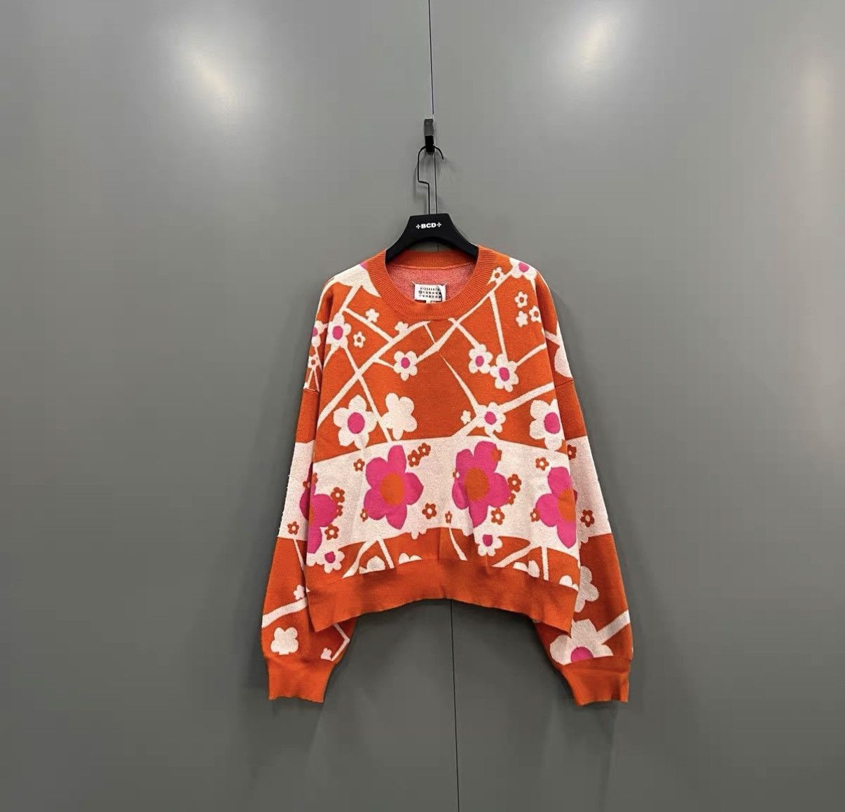 Maison Margiela Maison Margiela Floral Printed Knit Sweater J41 Size S / US 4 / IT 40 - 1 Thumbnail