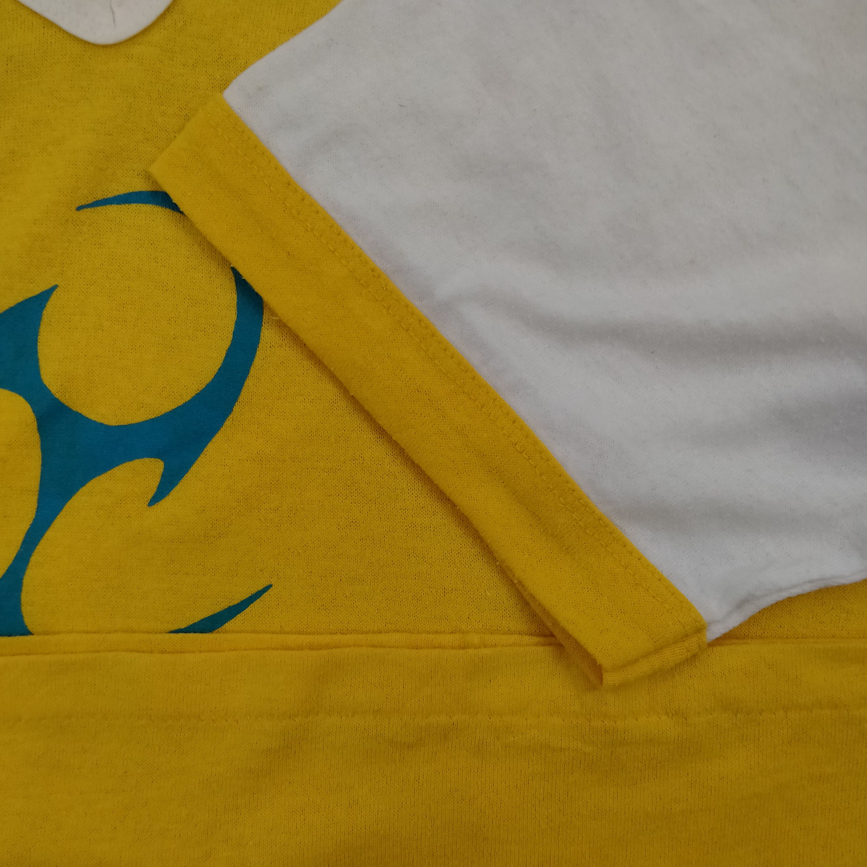 Majestic Vintage Majestic V Neck Medium Tshirt - G066 Size US M / EU 48-50 / 2 - 4 Thumbnail
