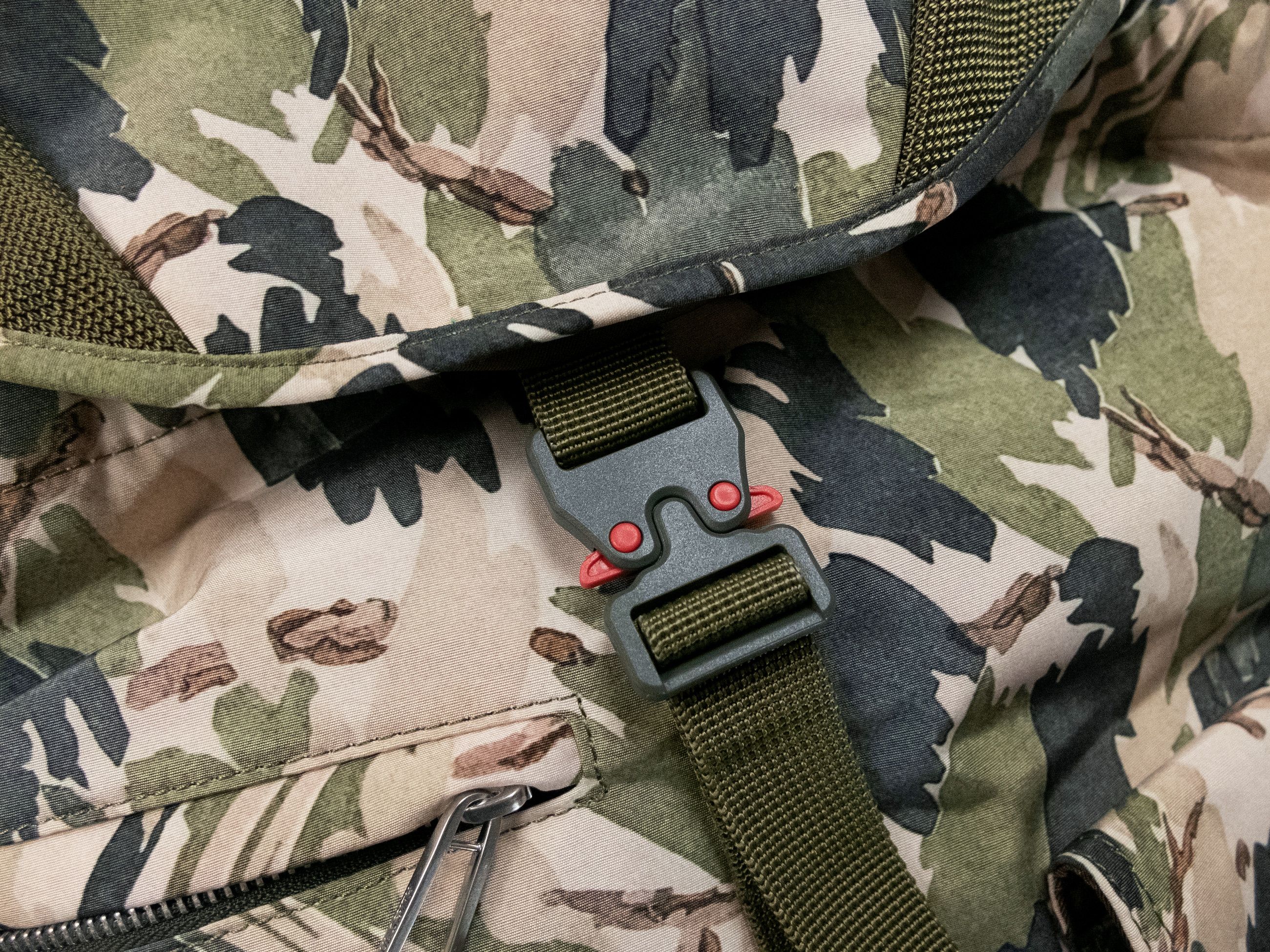 Paul Smith PS PAUL SMITH khaki green abstract print canvas backpack Size ONE SIZE - 6 Thumbnail