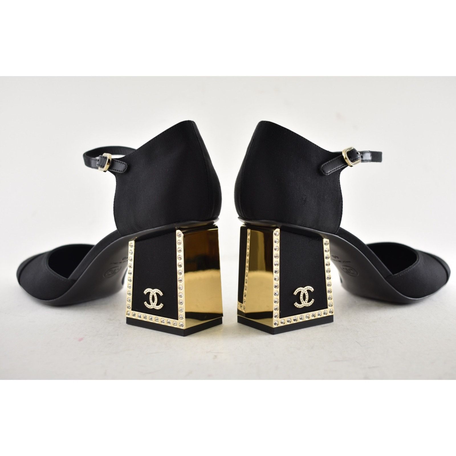 Chanel Chanel Black Crystal CC Gold Mary Jane Block Heel Pumps 40 Size US 10 / IT 40 - 17 Thumbnail