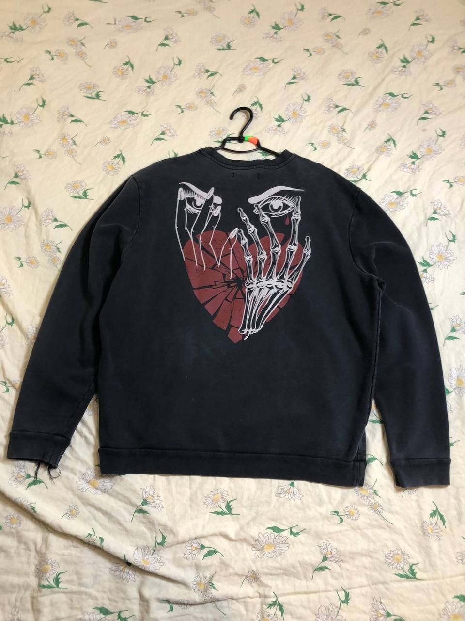 Allsaints allsaints Sweater with Heart Patch print faded sweatshirt Size M / US 6-8 / IT 42-44 - 18 Thumbnail