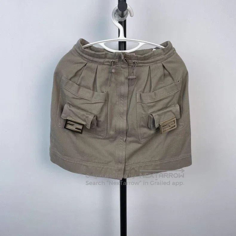 Fendi Fendi Military green pocketed half-skirt Size 24" / US 00 / IT 34 - 1 Thumbnail