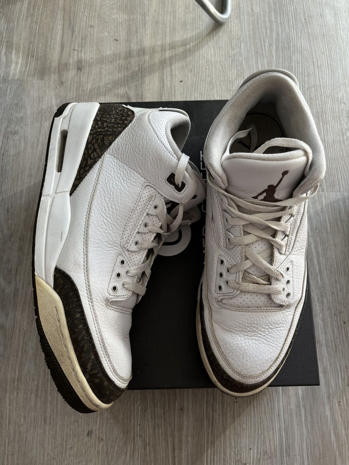 Jordan Brand Jordan 3 Mocha Size US 13 / EU 46 - 1 Thumbnail