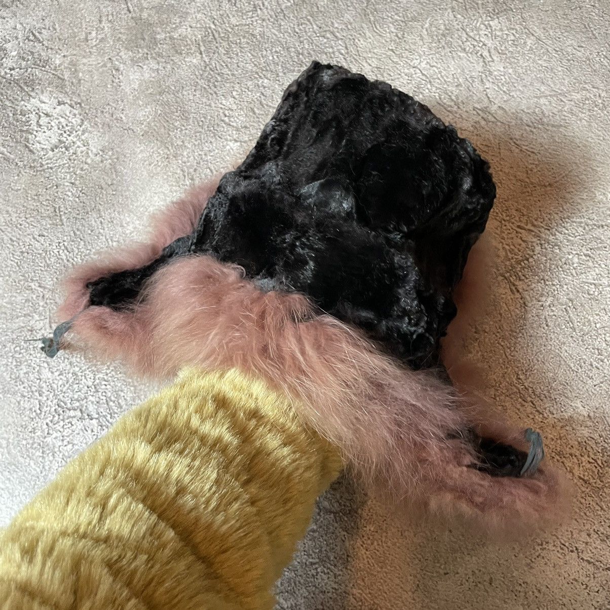 If Six Was Nine Vintage 90s Alt Beanie Mohair Ushanka Faux American VTg Size ONE SIZE - 2 Thumbnail