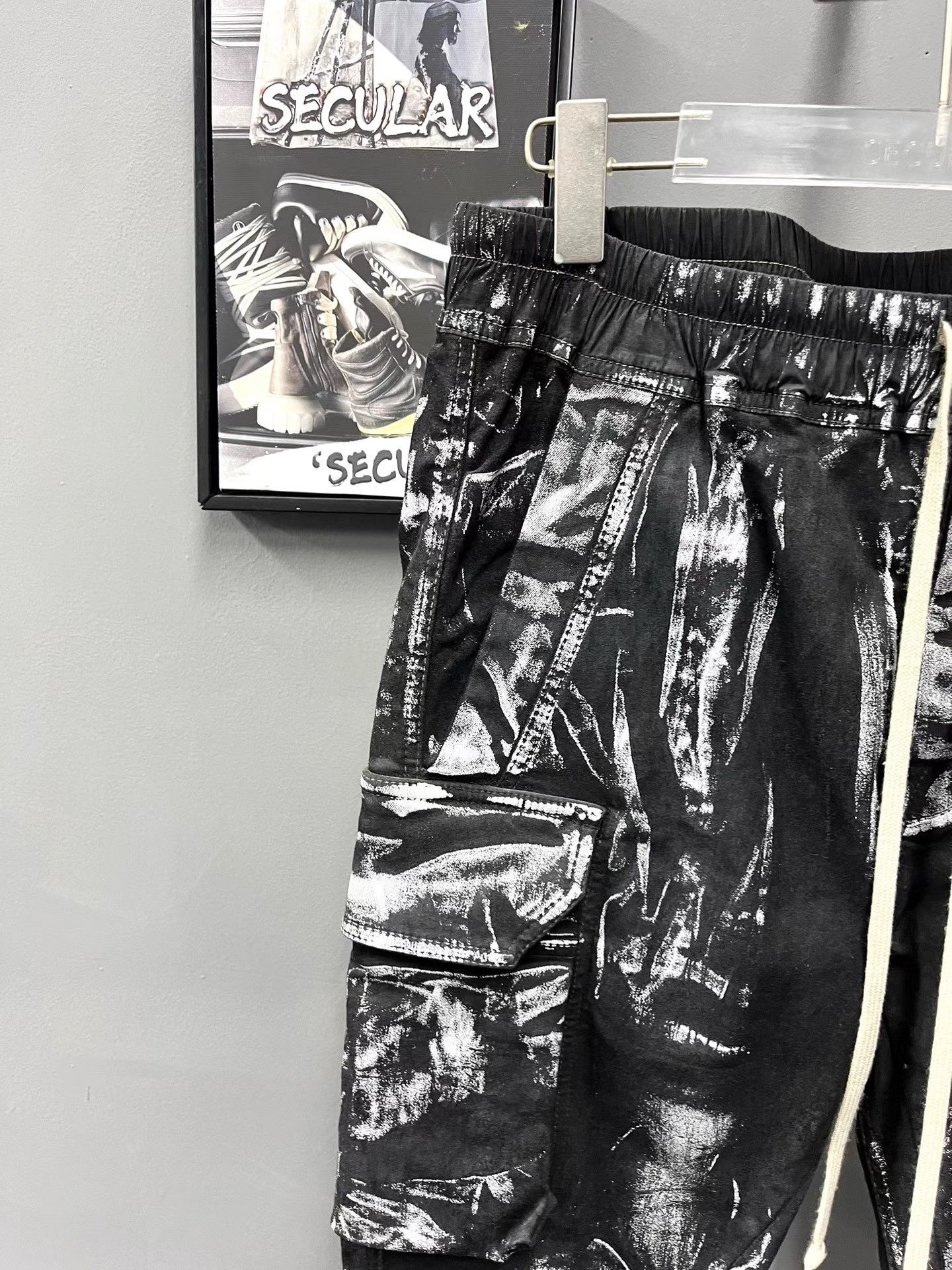 Rick Owens Rick Owens 21FW Painted Cargo Bullet Pants K34 Size US 37 - 2 Thumbnail