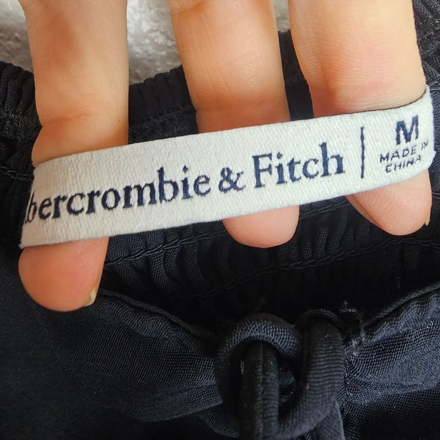 Abercrombie & Fitch Abercrombie & Fitch Cropped Peasant Babydoll Top M Smocked Size M / US 6-8 / IT 42-44 - 5 Thumbnail