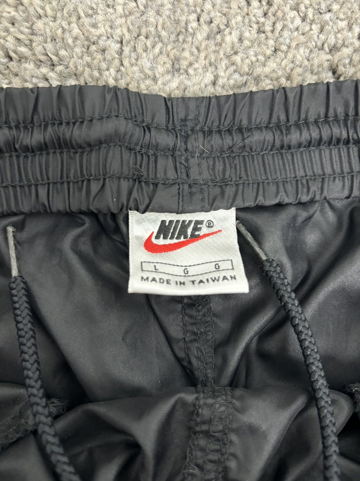 Nike × Vintage Vintage 90s black nike track pants Size US 30 / EU 46 - 9 Thumbnail