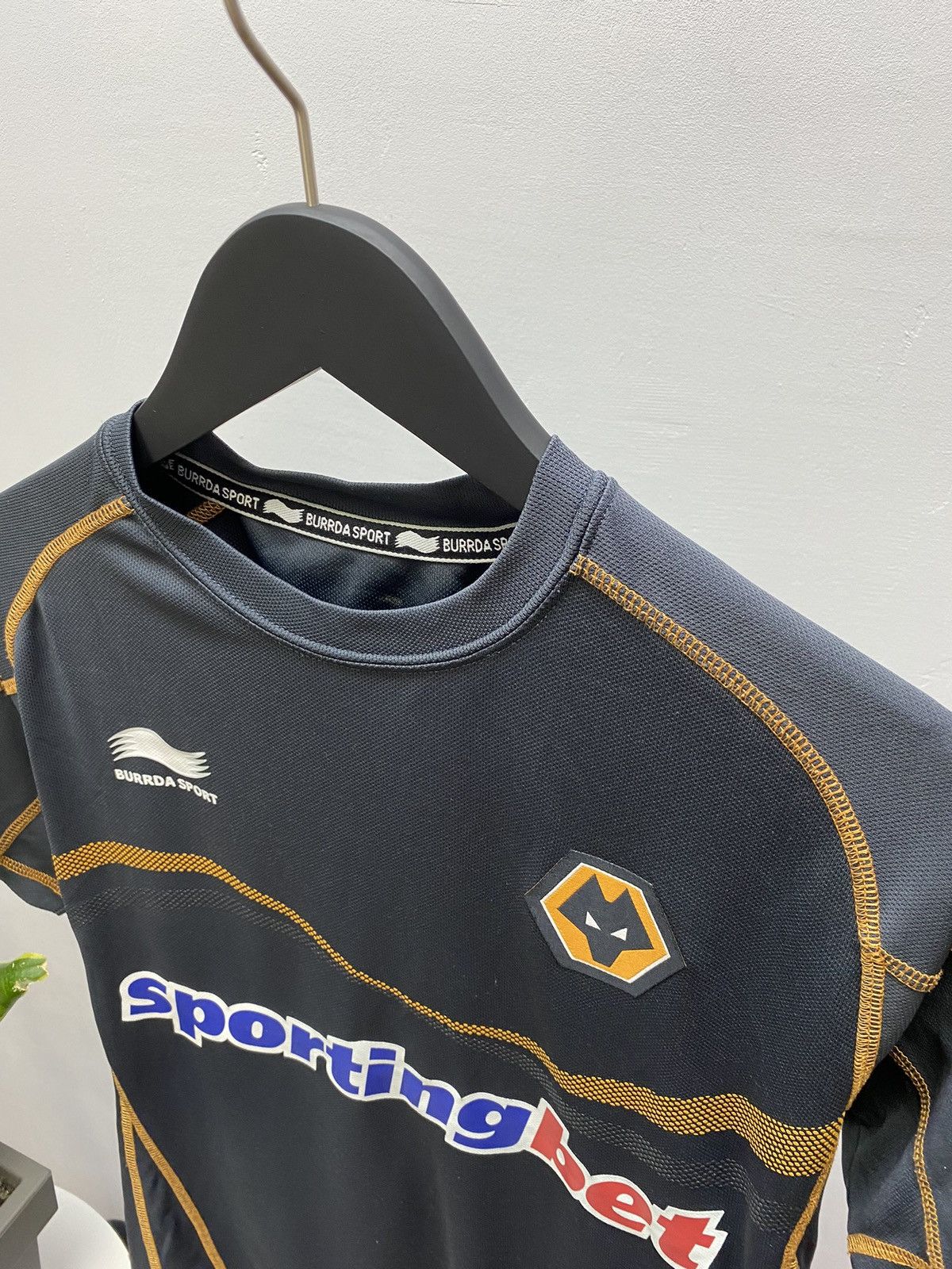 Vintage Wolverhampton 2011/12 Burrda Soccer Jersey Football Training Size US M / EU 48-50 / 2 - 12 Thumbnail